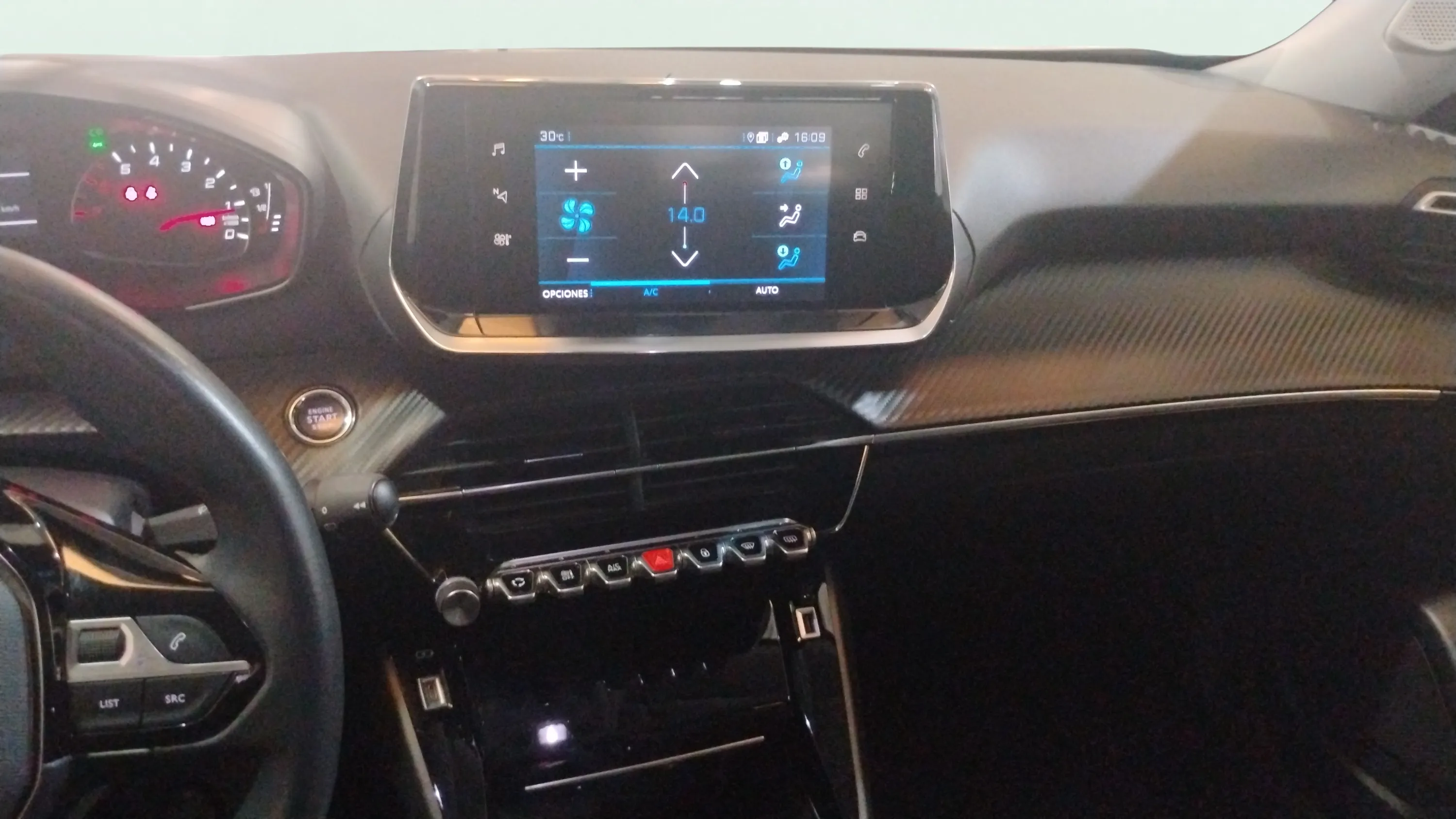Peugeot 2008 Allure BlueHDi - foto 11