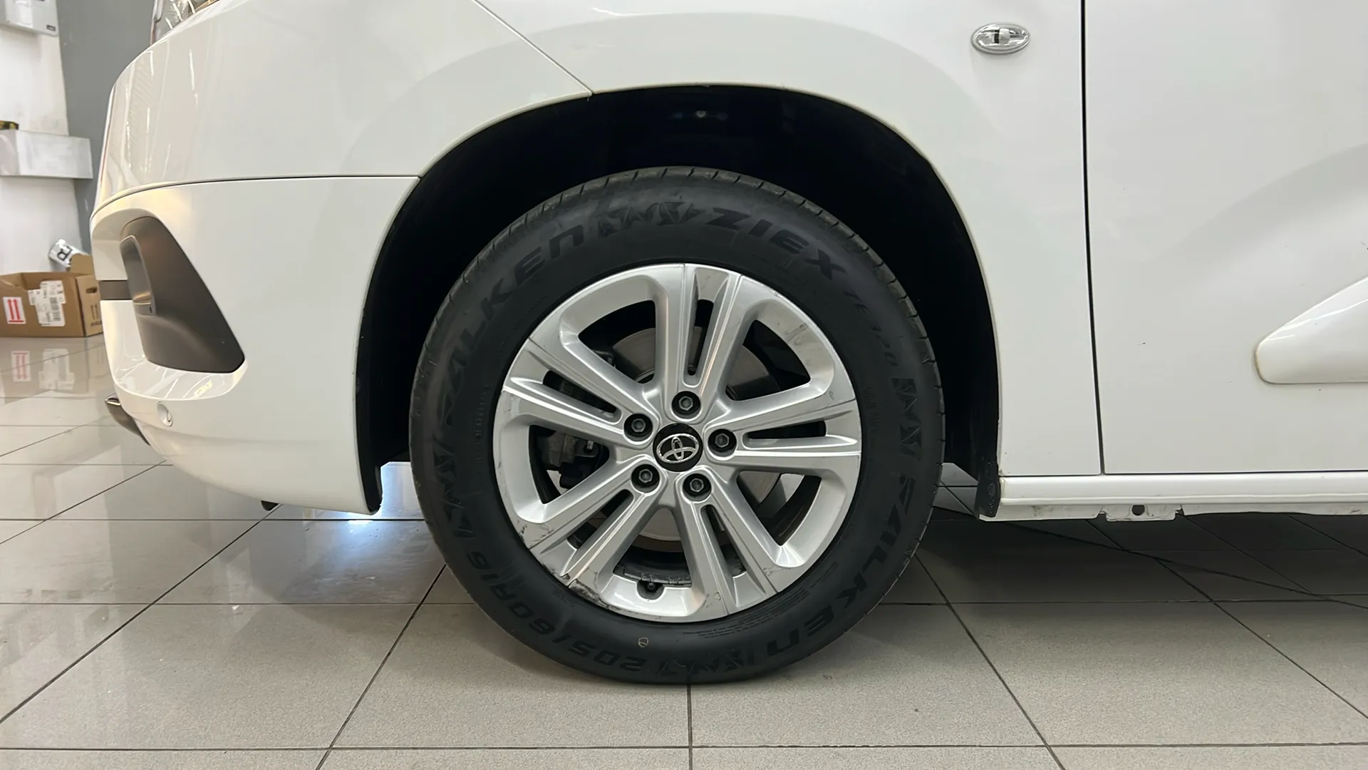 Toyota Proace City 1.2 Family Active L1 - foto 9