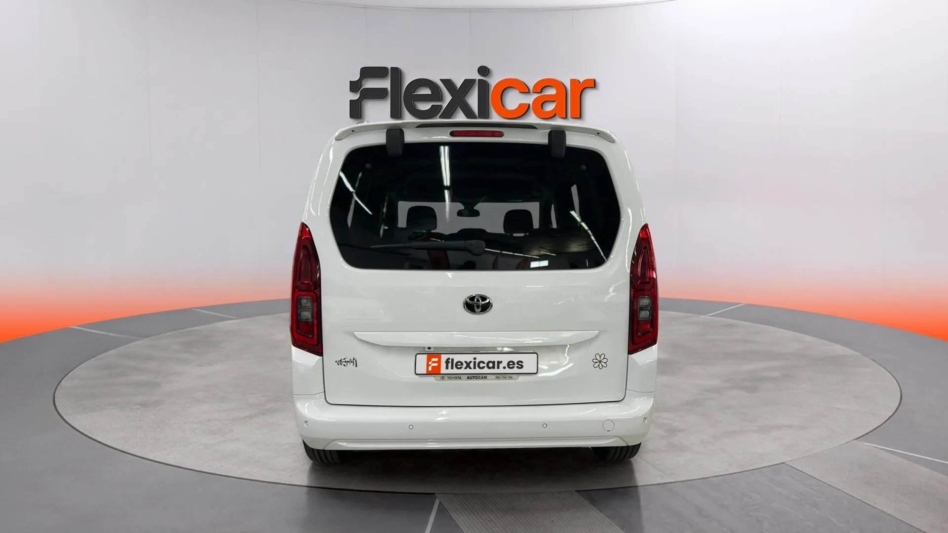 Toyota Proace City 1.2 Family Active L1 - foto 6