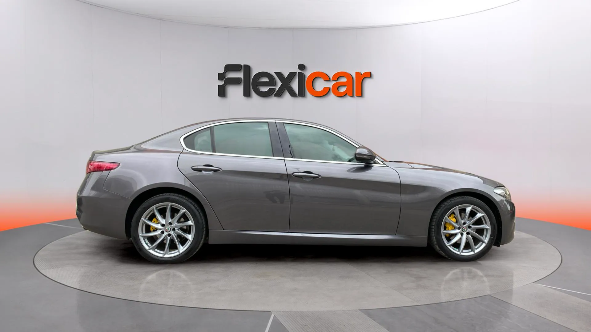Alfa Romeo Giulia 2.2 Diesel Business Ed. - foto 3