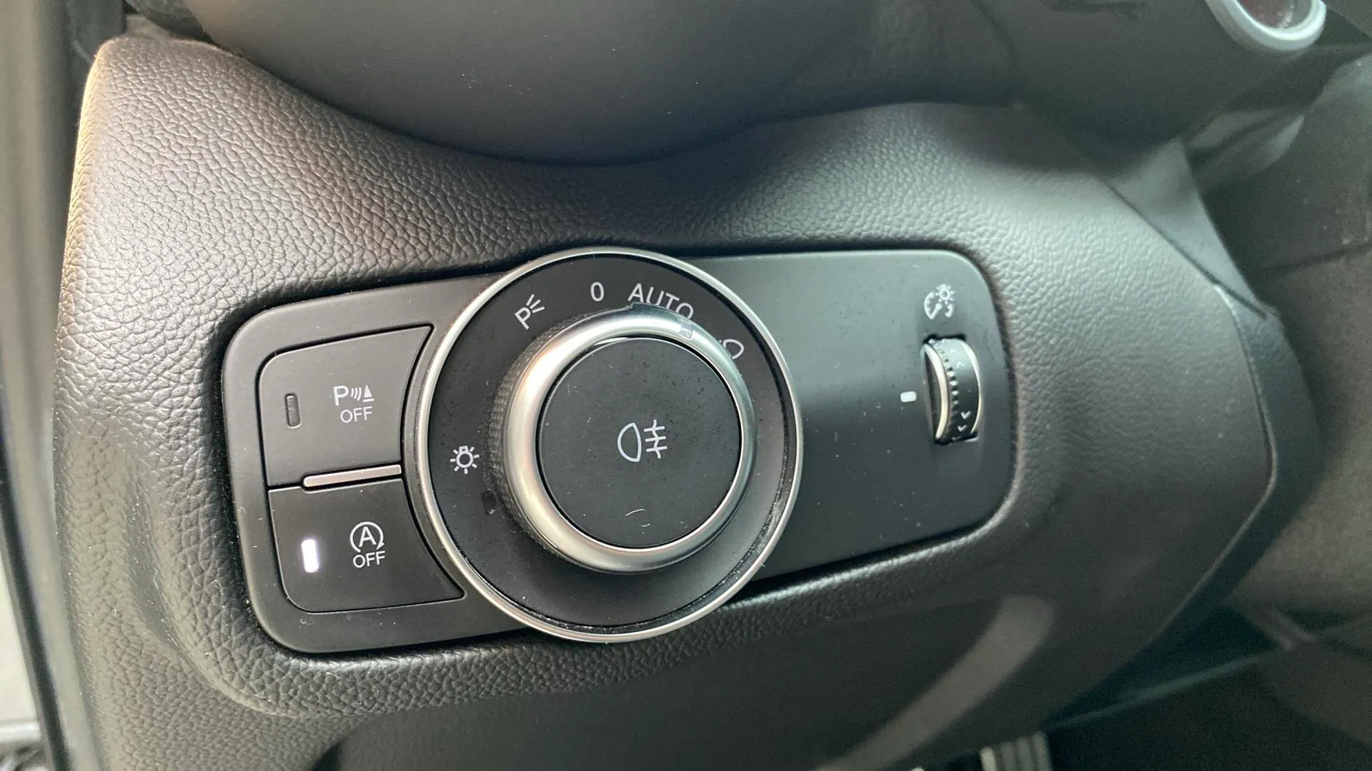 Alfa Romeo Giulia 2.2 Diesel Business Ed. - foto 11