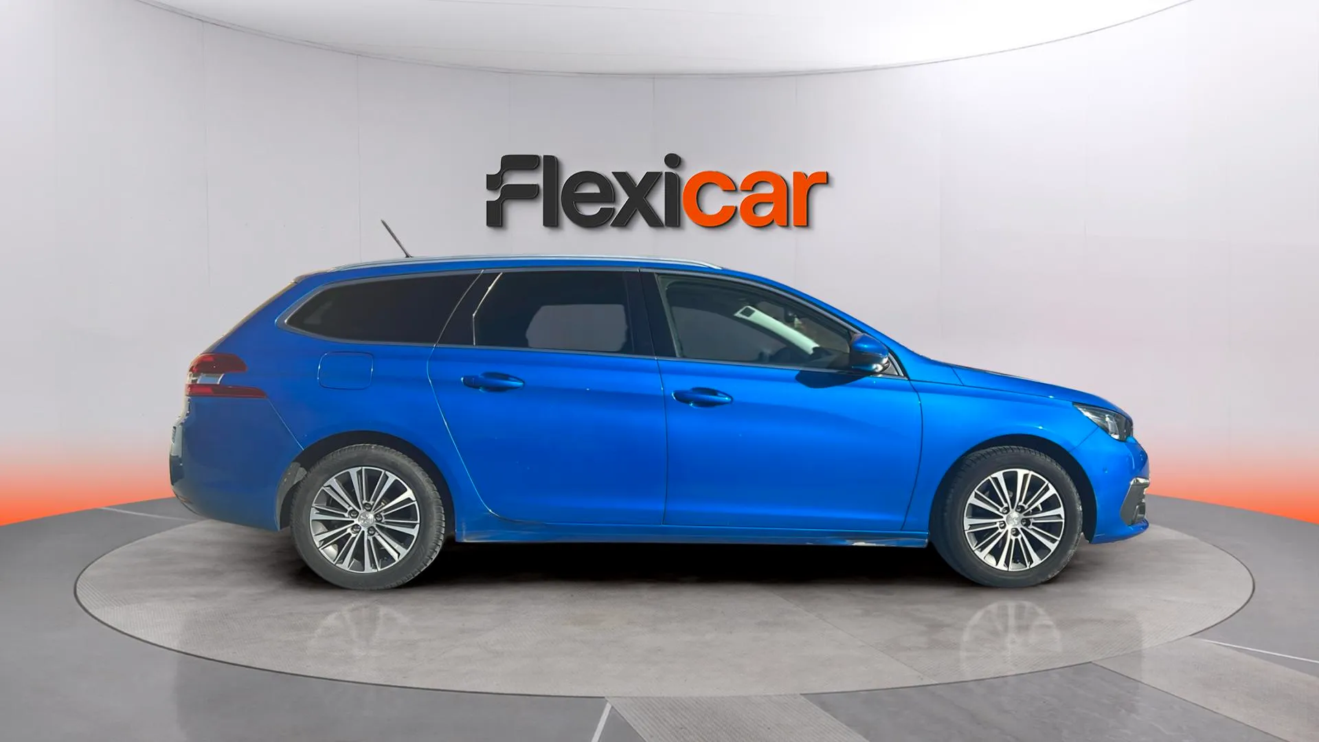 Peugeot 308 SW Allure PureTech 130 - foto 8