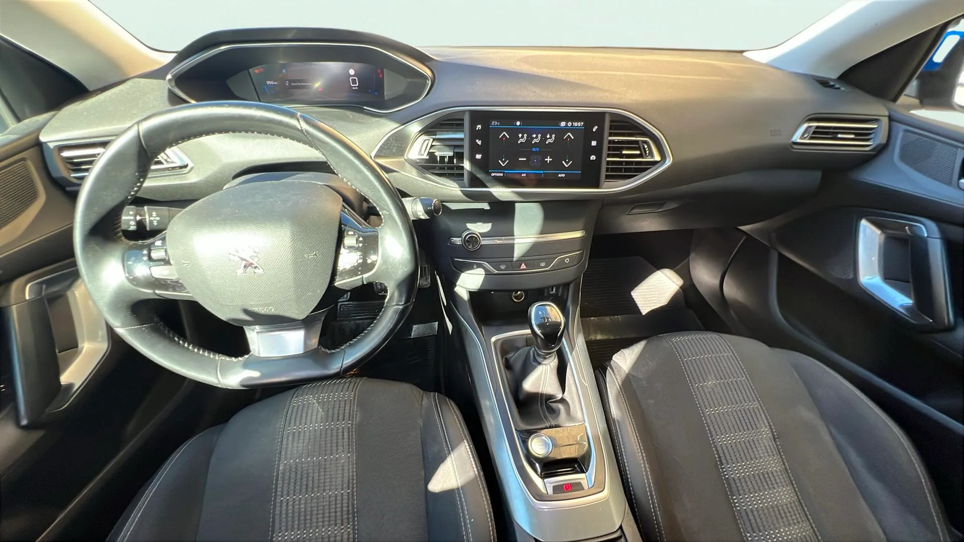 Peugeot 308 SW Allure PureTech 130 - foto 10