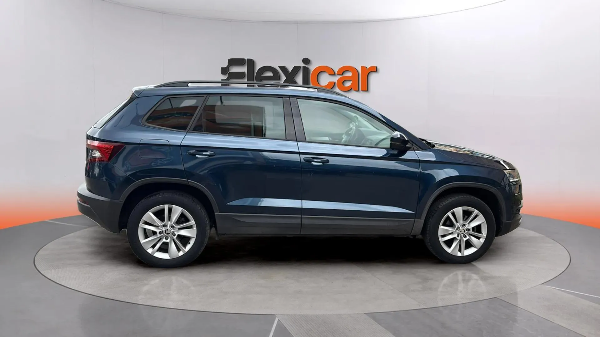 Škoda Karoq 1.6 TDI DSG Ambition - foto 8