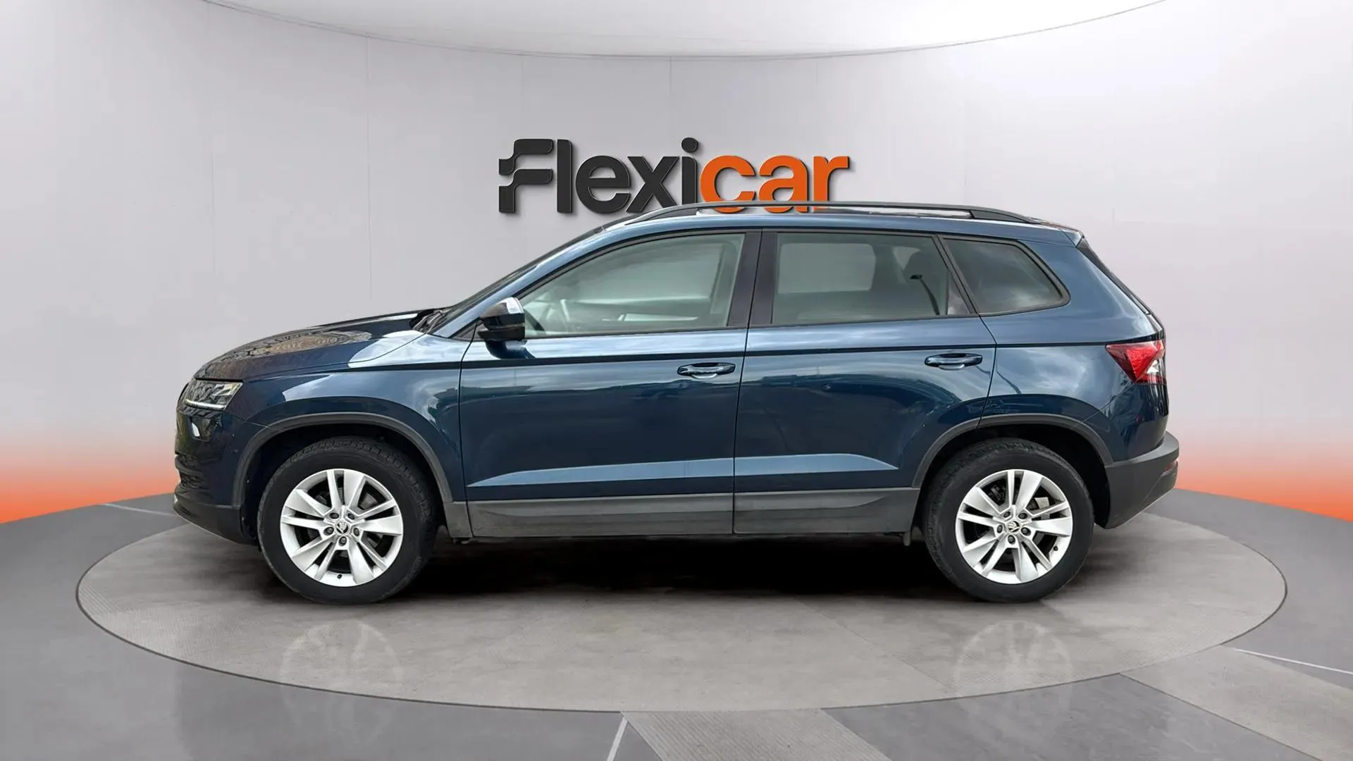 Škoda Karoq 1.6 TDI DSG Ambition - foto 4