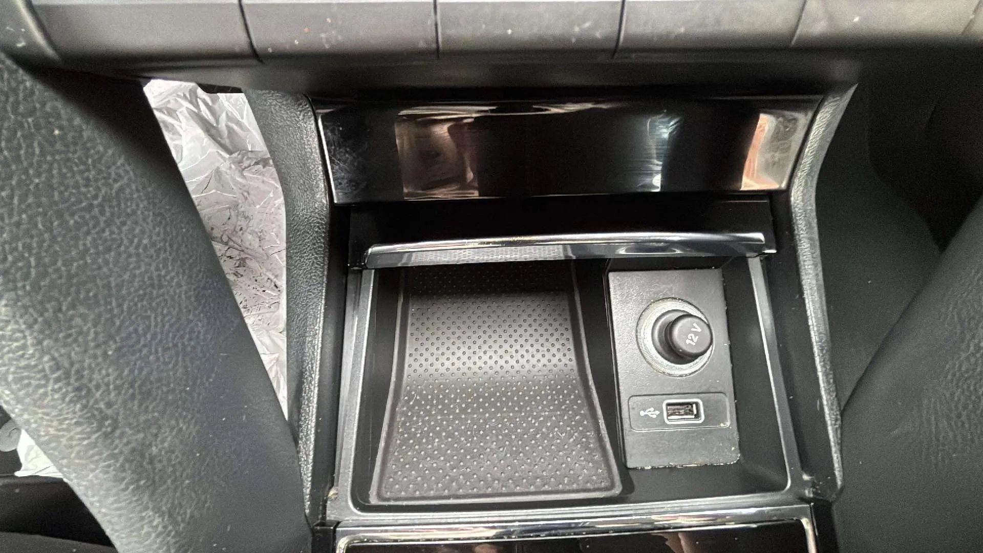 Škoda Karoq 1.6 TDI DSG Ambition - foto 32