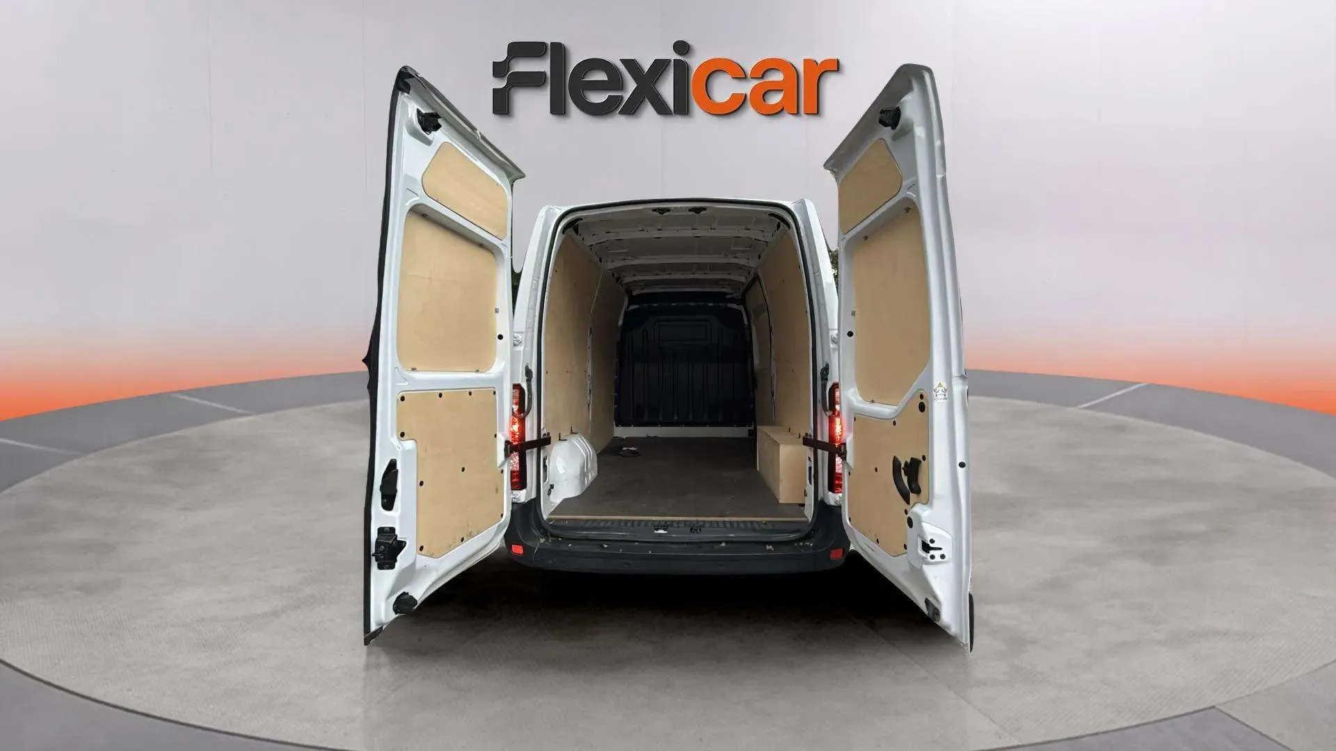 Renault Master Furgón T L2H2 3500 B dCi E - foto 9