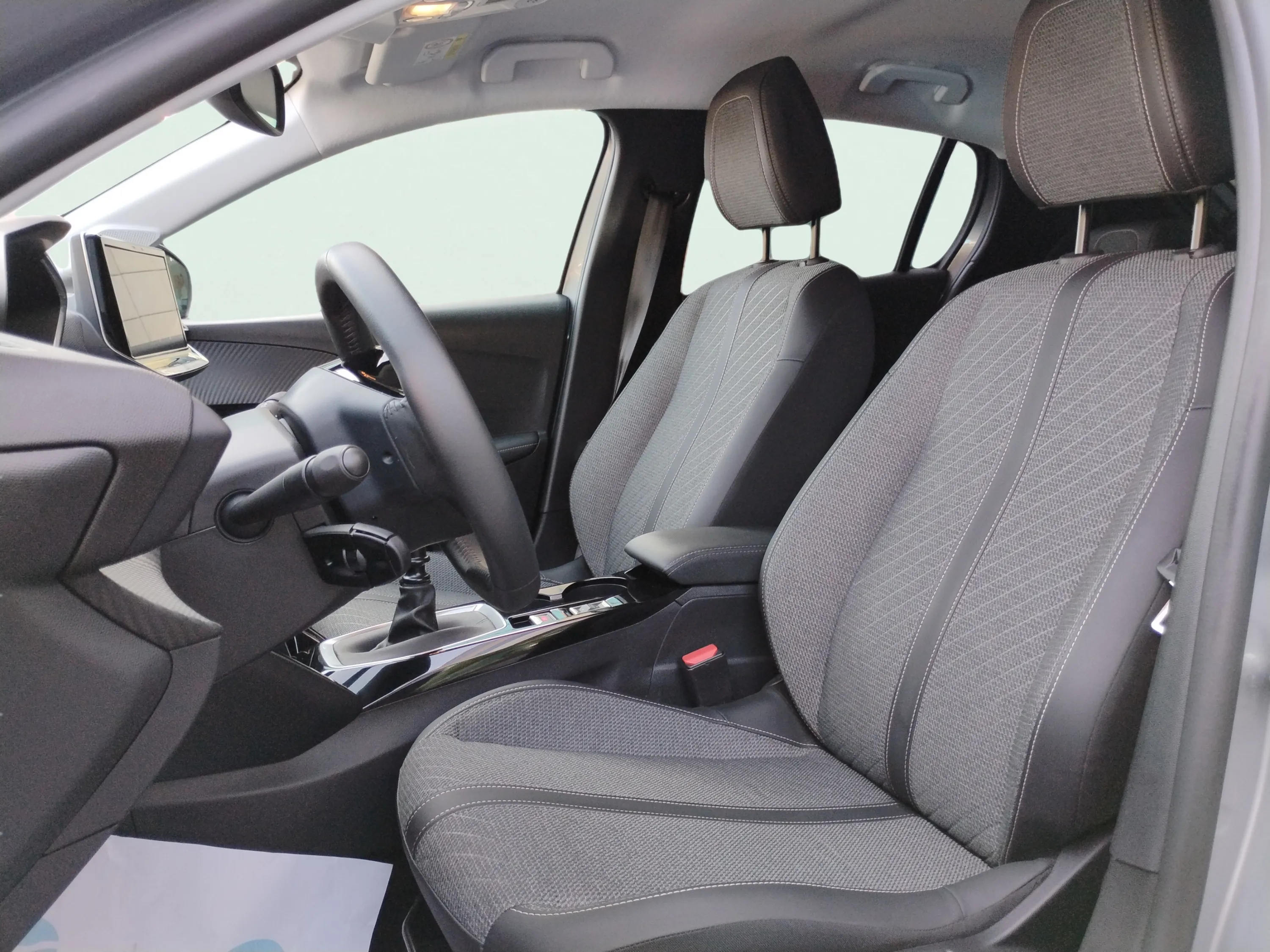 Peugeot 208 Allure Gasolina 100 - foto 13