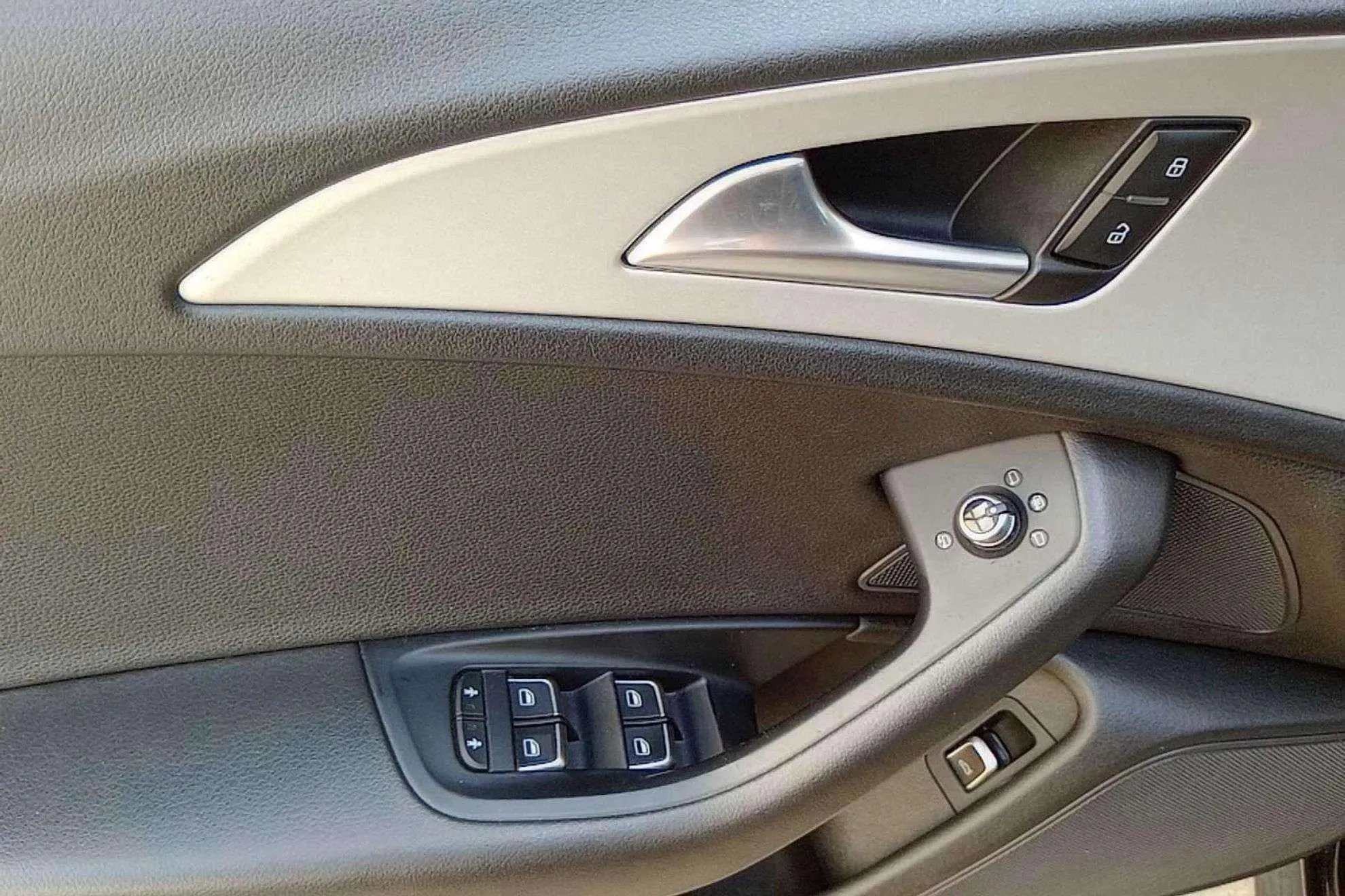 Audi A6 2.0 TDI ultra quat S tron Advanced - foto 11