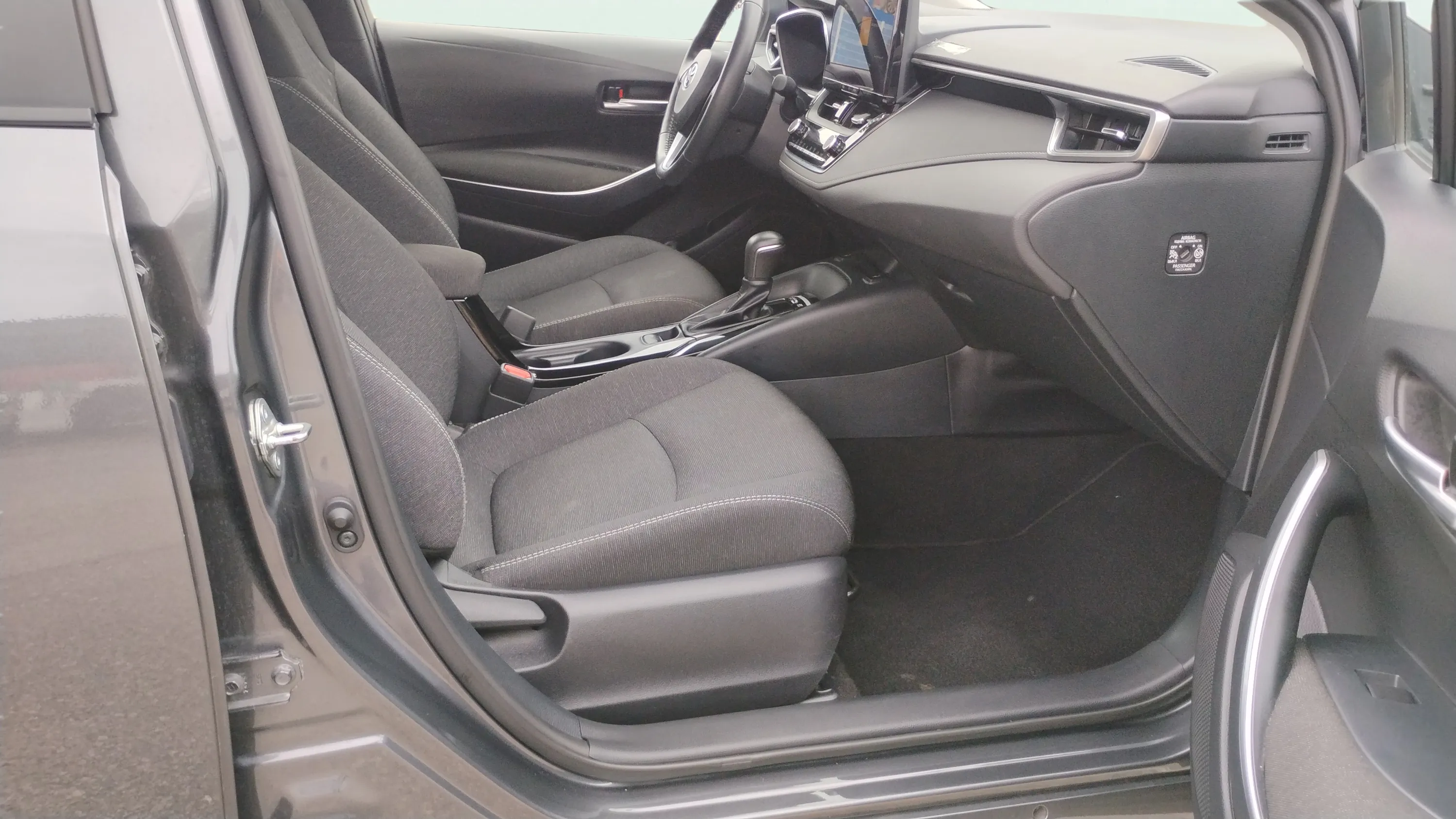Toyota Corolla 140H Active Plus - foto 16