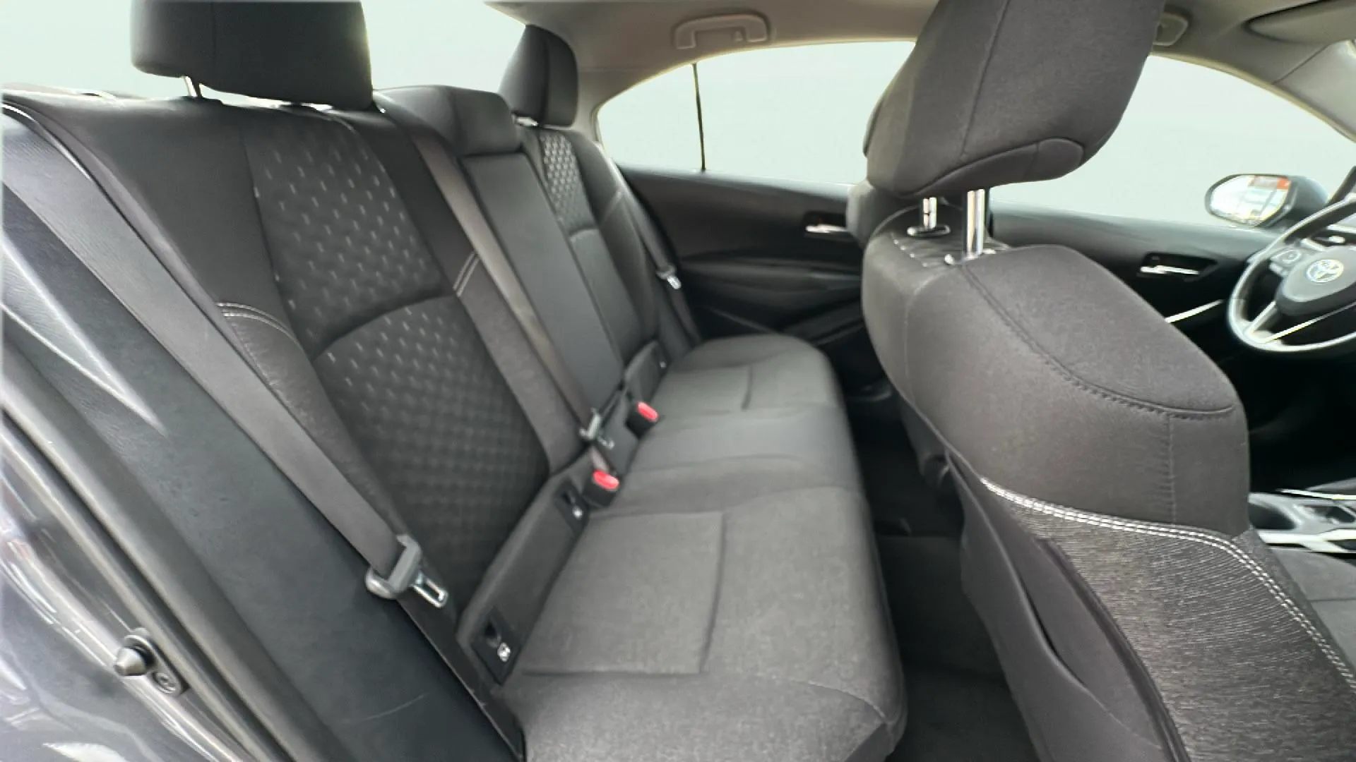 Toyota Corolla 140H Eco - foto 16