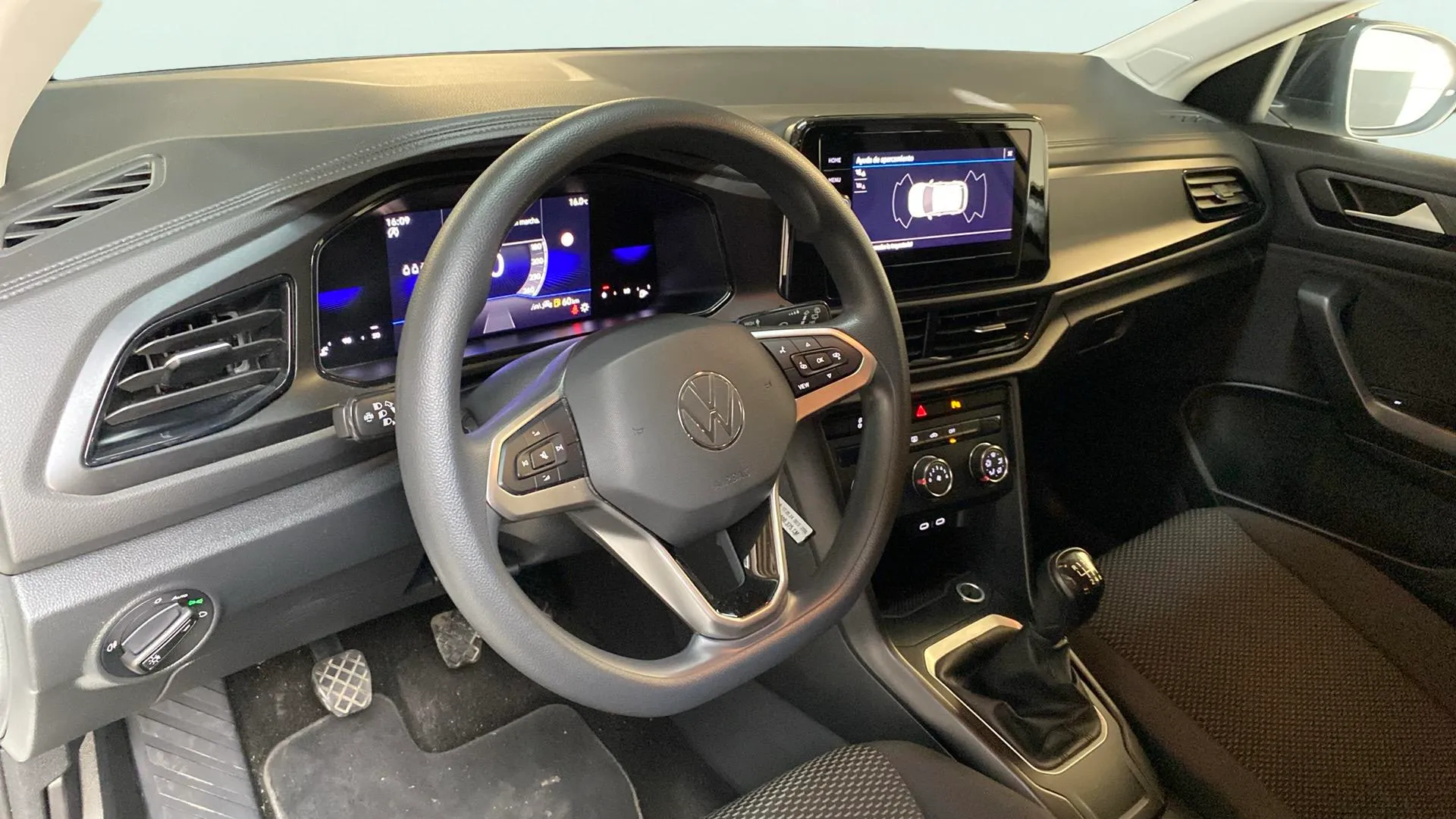 Volkswagen T-Roc 2.0 TDI - foto 15