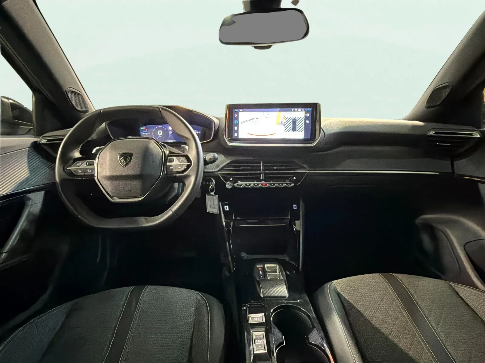 Peugeot 2008 Allure PureTech 130 EAT8 - foto 6