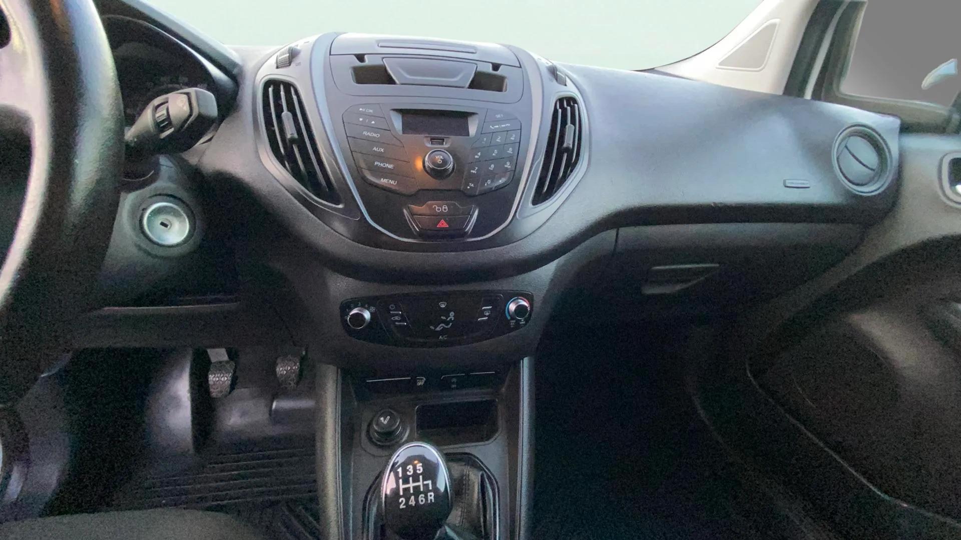 Ford Transit 1.5 - foto 15