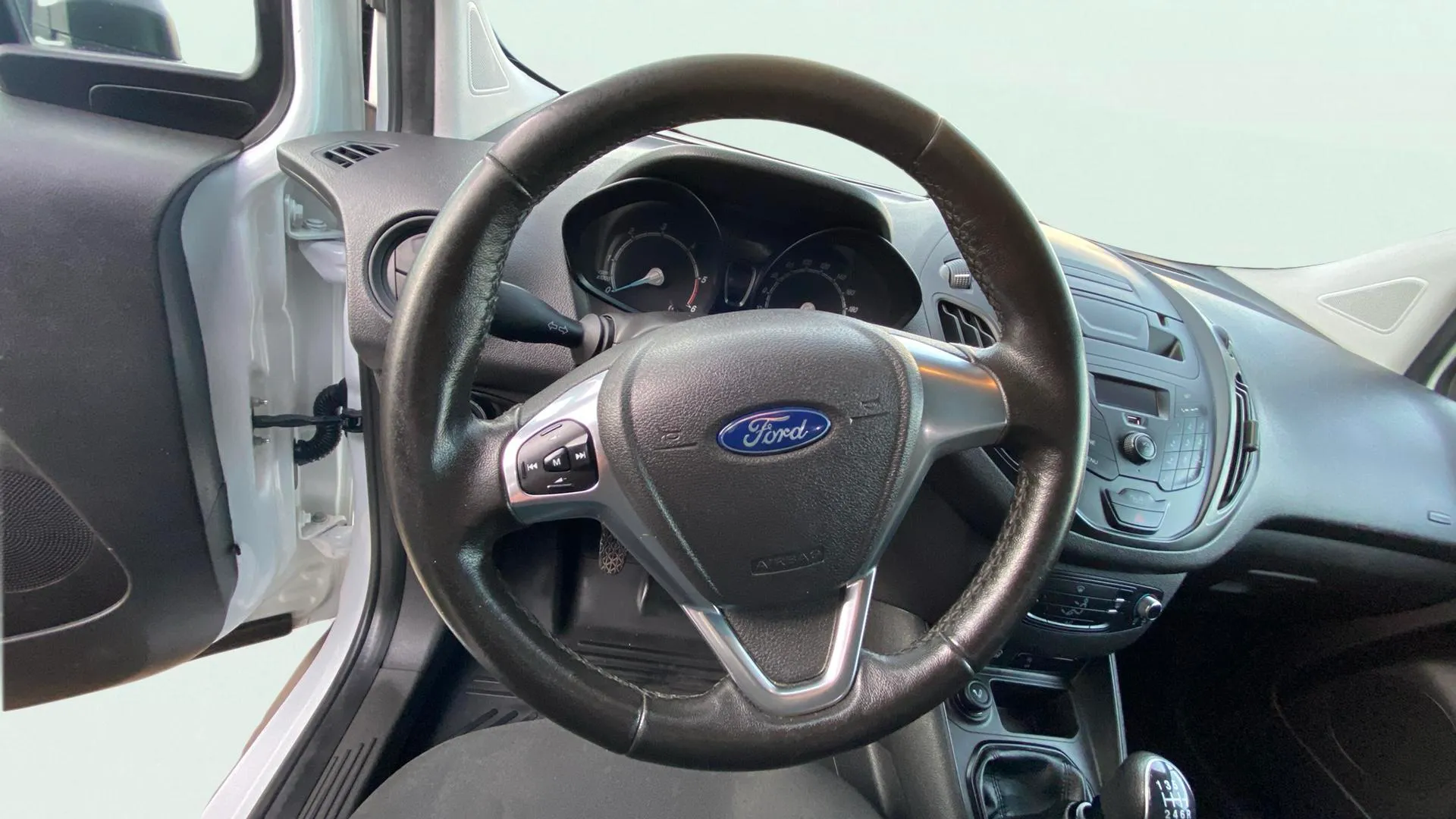 Ford Transit 1.5 - foto 12