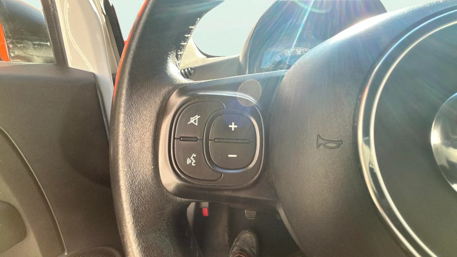 Fiat 500 Club 1.0 Hybrid - foto 11