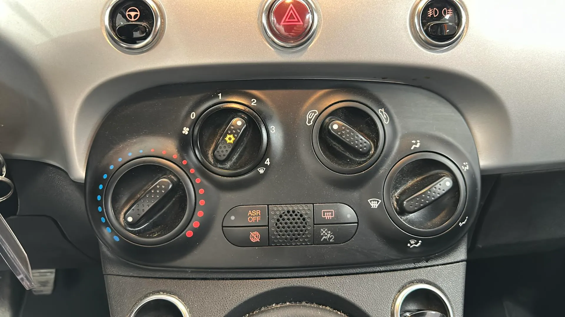 Fiat 500 Connect 1.0 Hybrid - foto 13