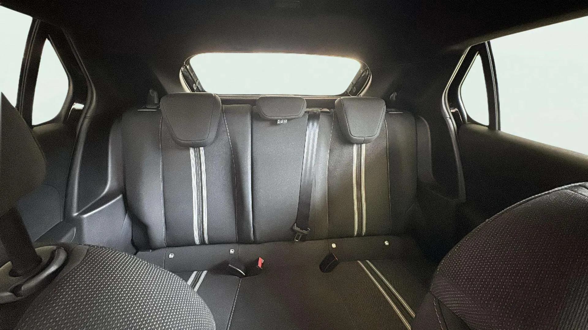 Opel Corsa 1.2T XHL GS - foto 12