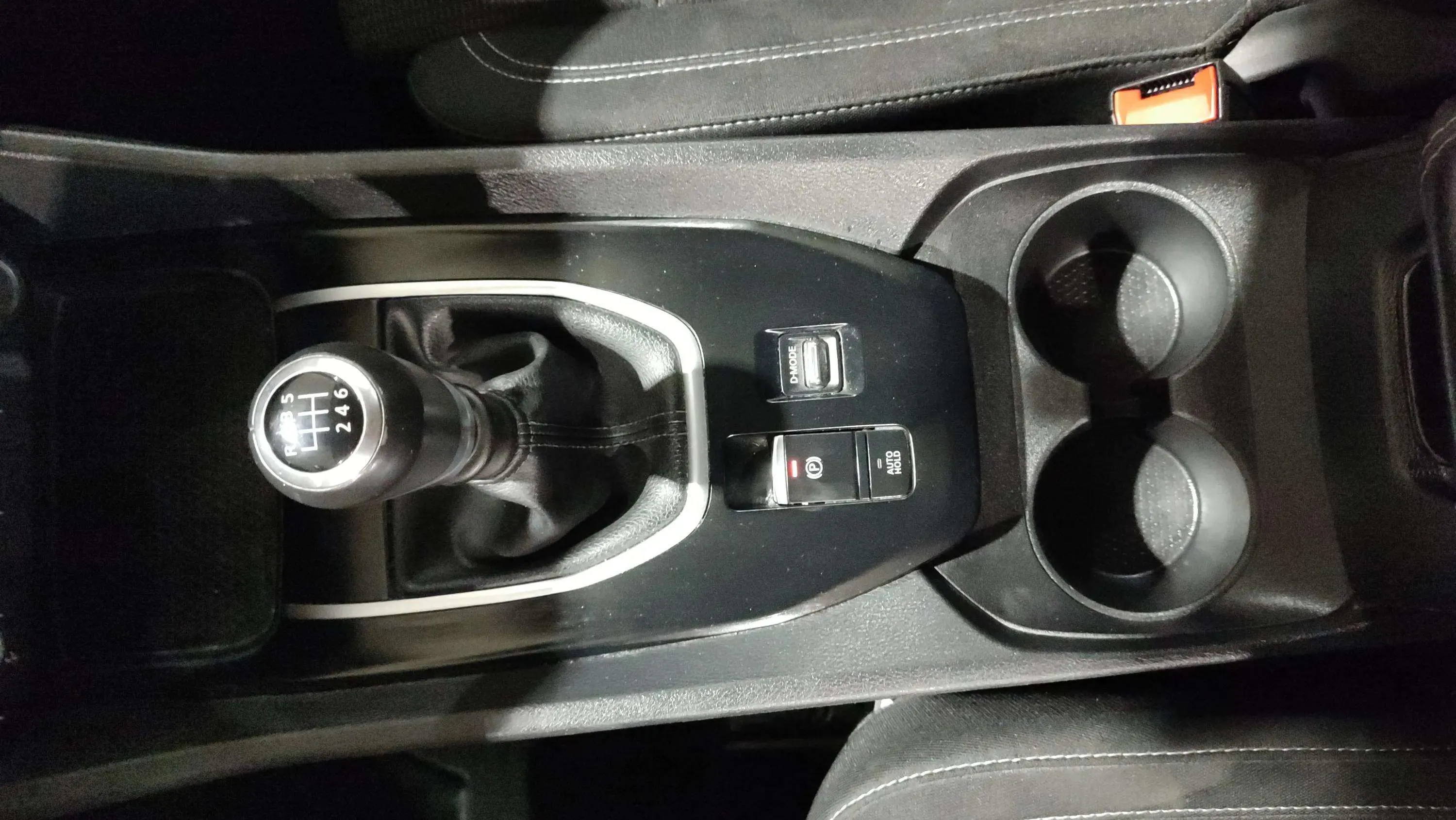 Nissan Qashqai DIG-T mHEV 4x2 Acenta - foto 18