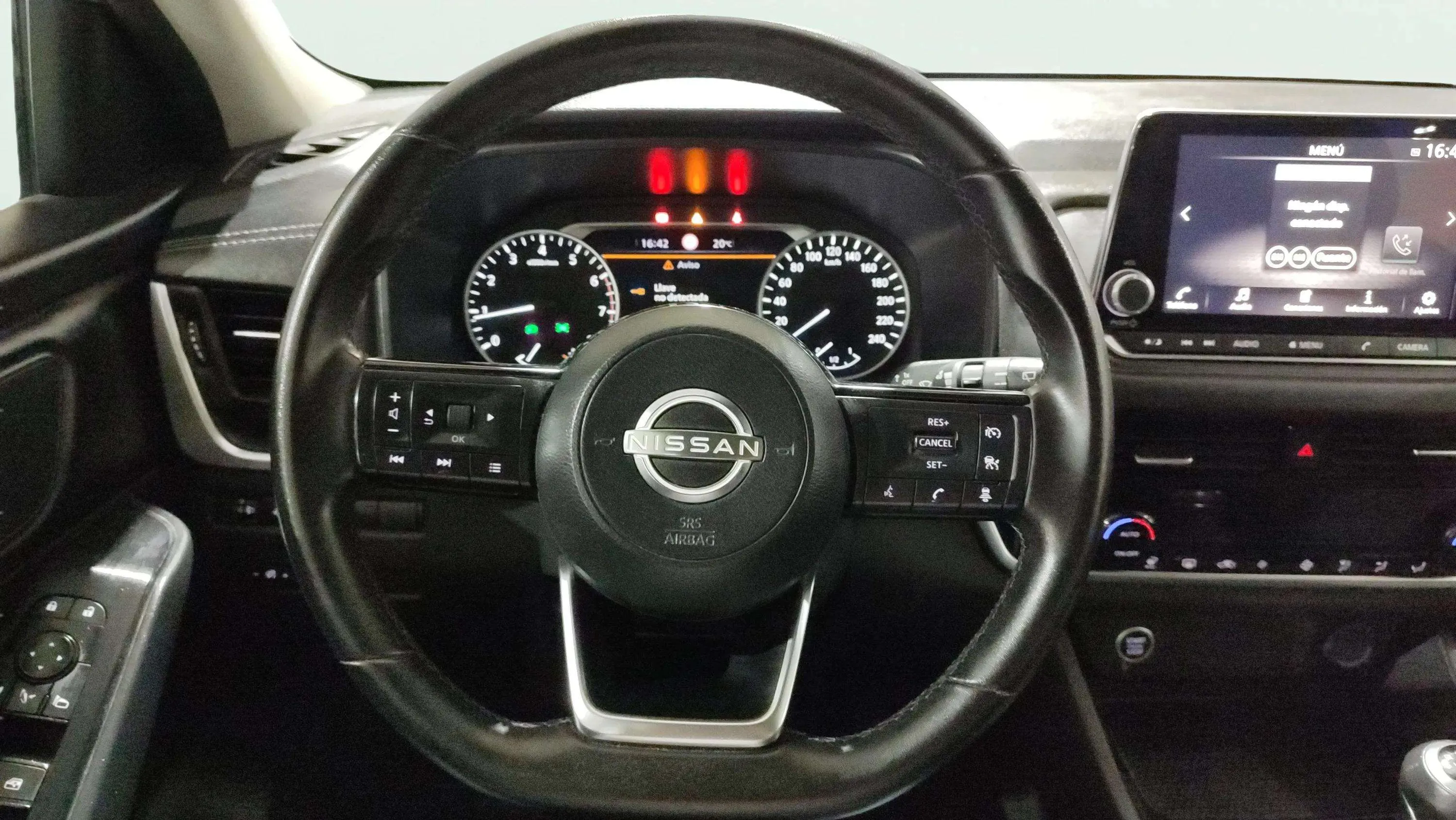Nissan Qashqai DIG-T mHEV 4x2 Acenta - foto 9