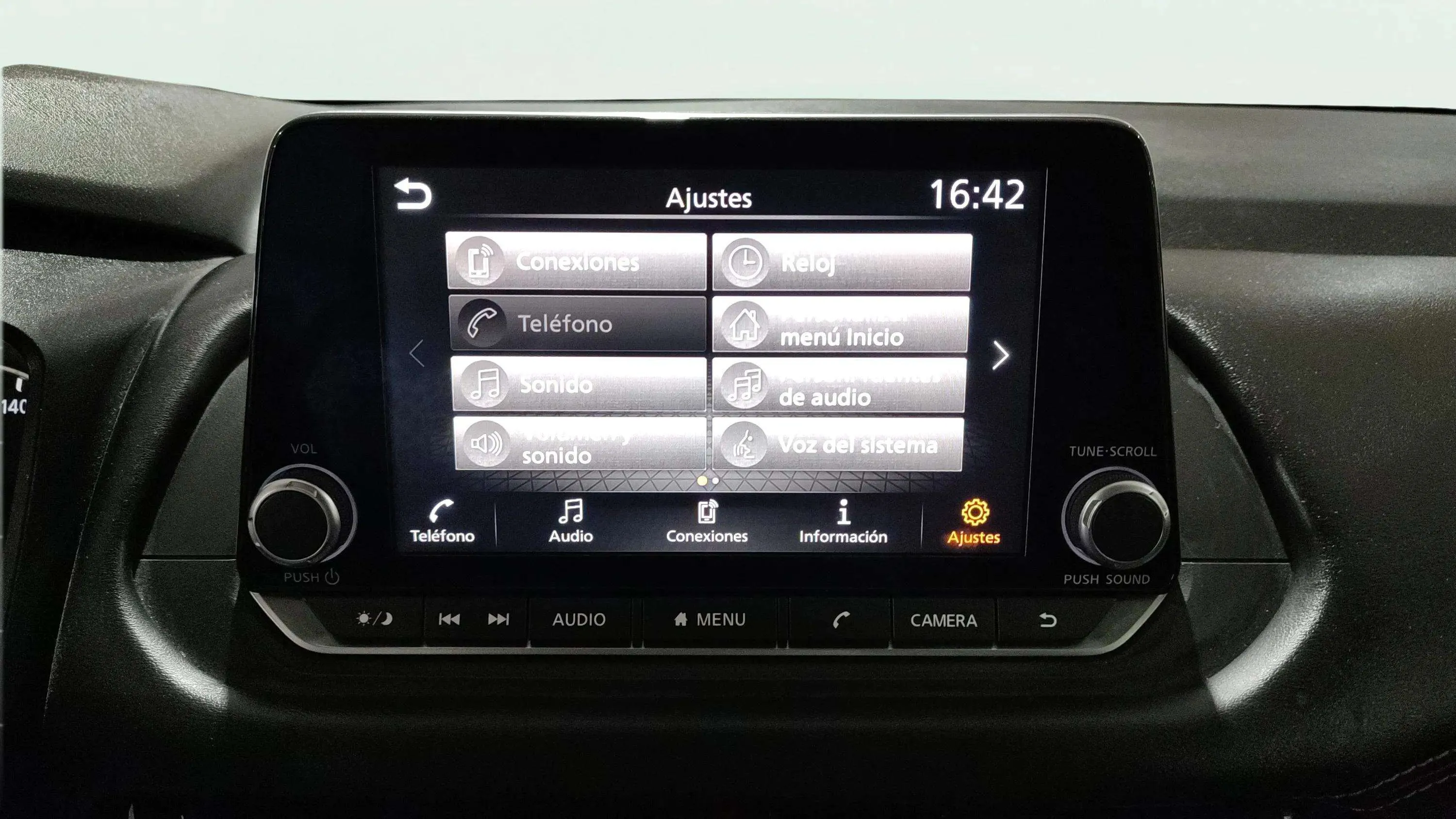 Nissan Qashqai DIG-T mHEV 4x2 Acenta - foto 11