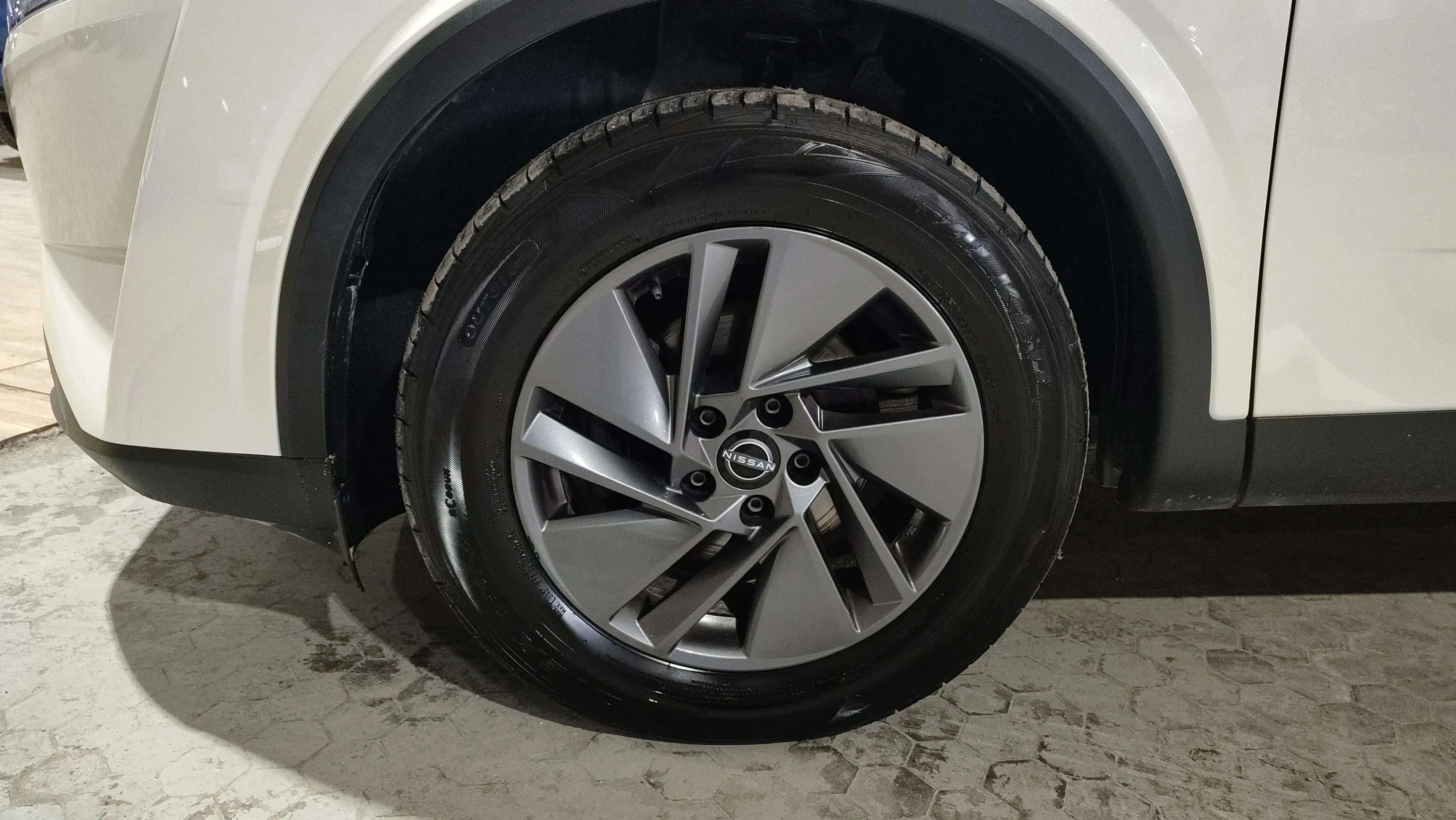 Nissan Qashqai DIG-T mHEV 4x2 Acenta - foto 24