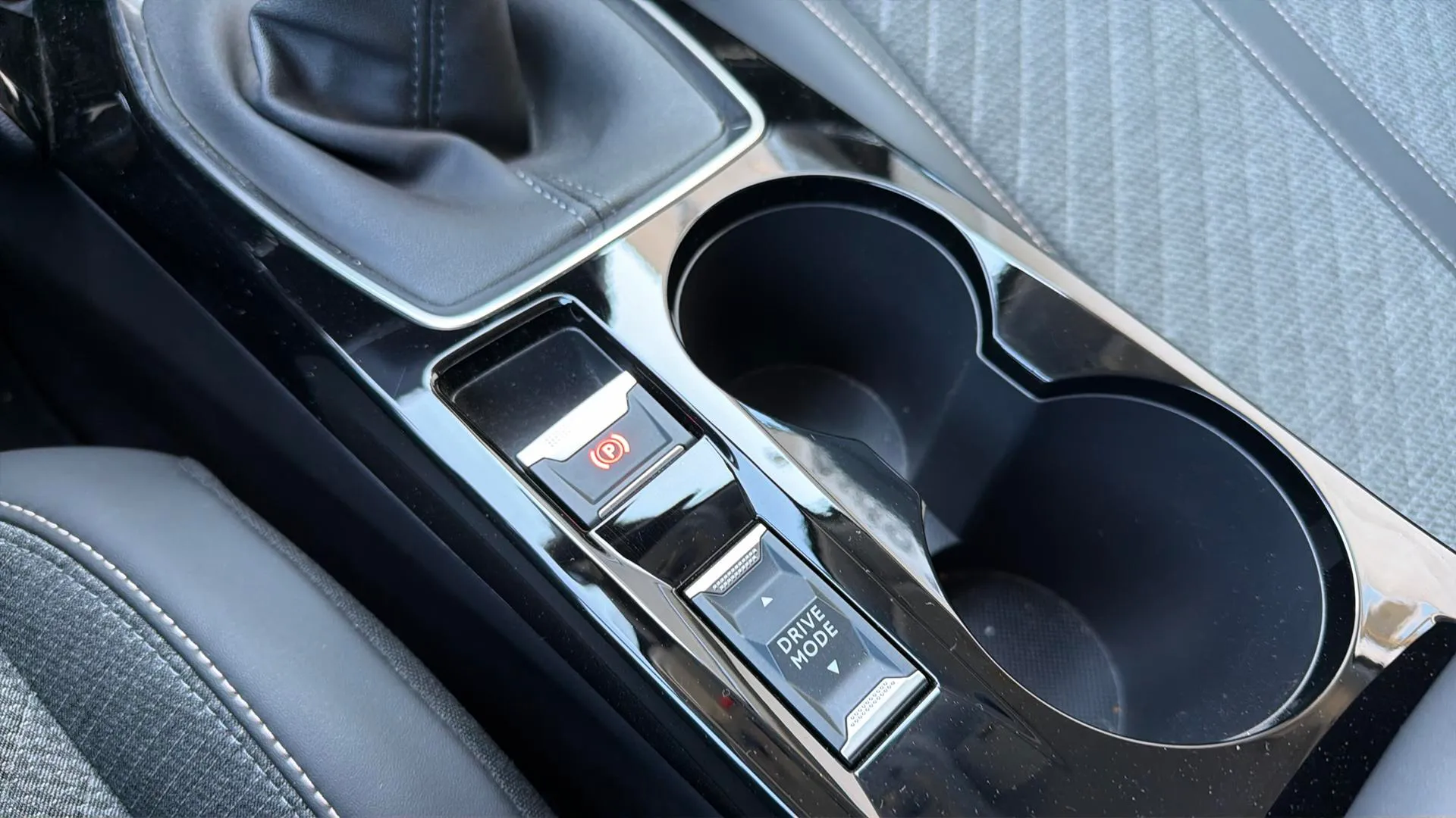 Peugeot 208 Allure Gasolina 100 - foto 17