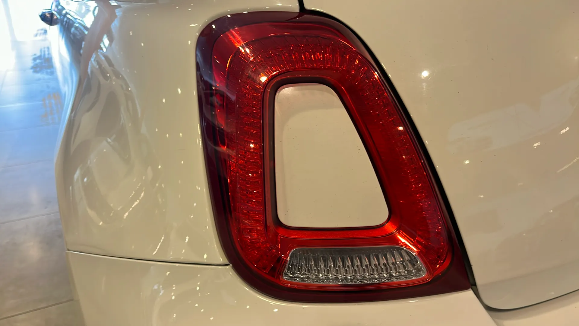 Fiat 500 Connect 1.0 Hybrid - foto 25