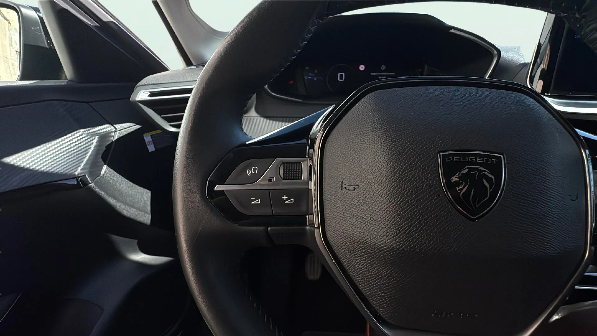 Peugeot 208 Allure Gasolina 100 - foto 13