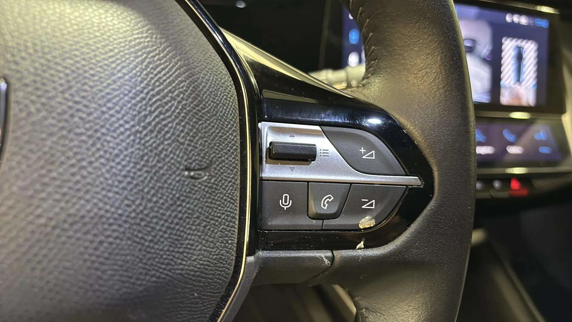 Peugeot 308 Allure PureTech 130 - foto 13