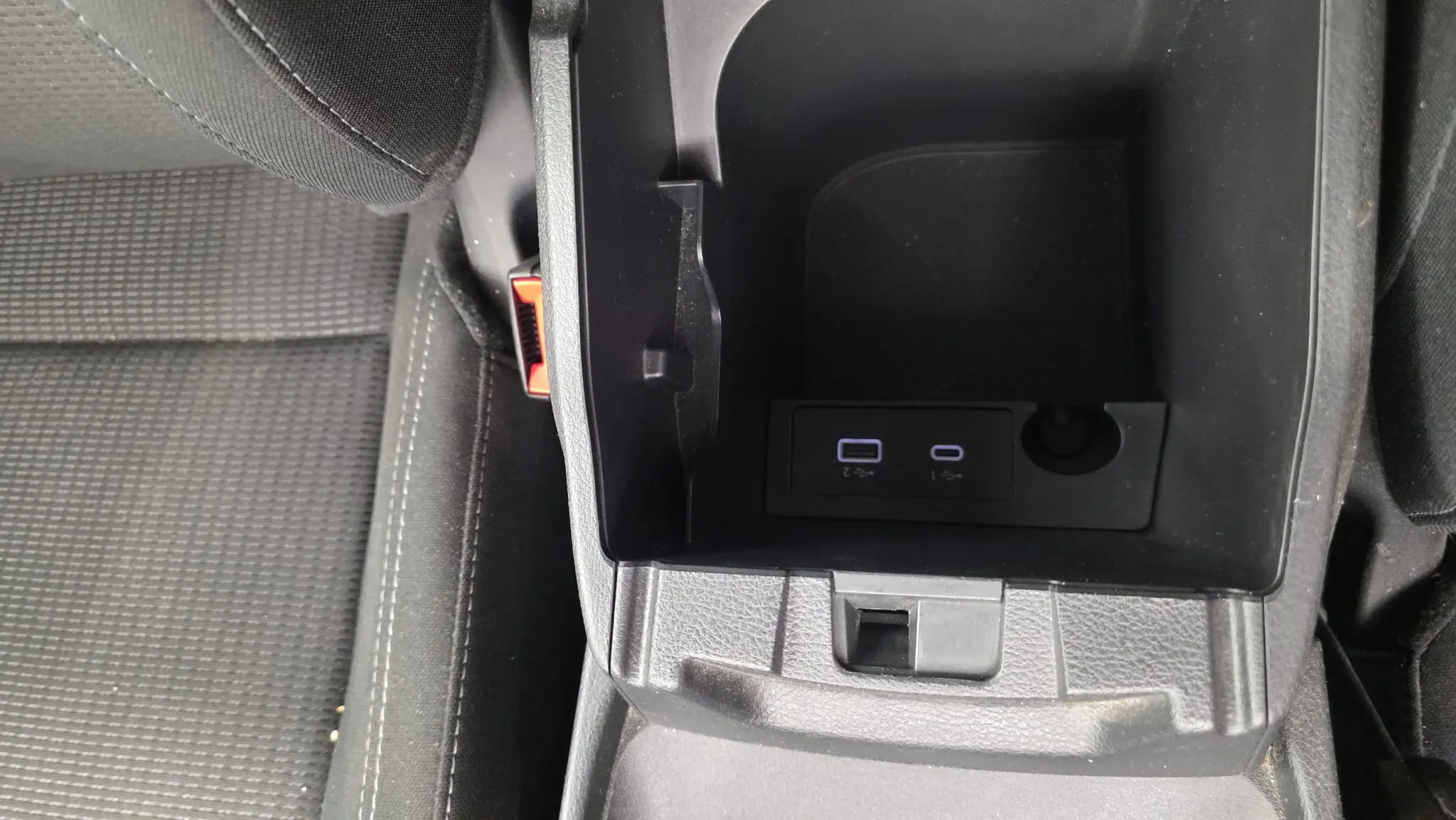 Nissan Qashqai DIG-T mHEV 4x2 Acenta - foto 18