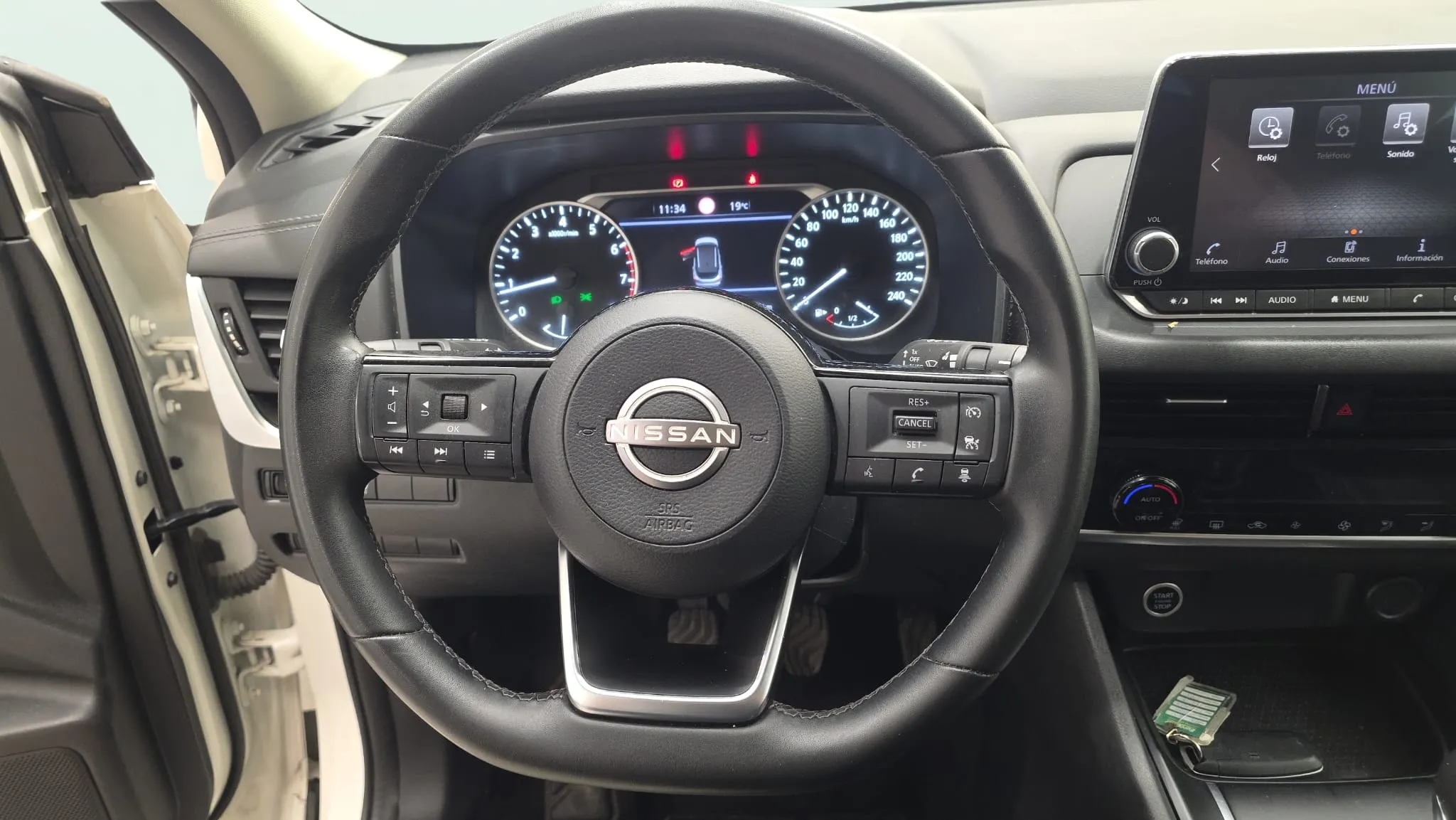 Nissan Qashqai DIG-T mHEV 4x2 Acenta - foto 12