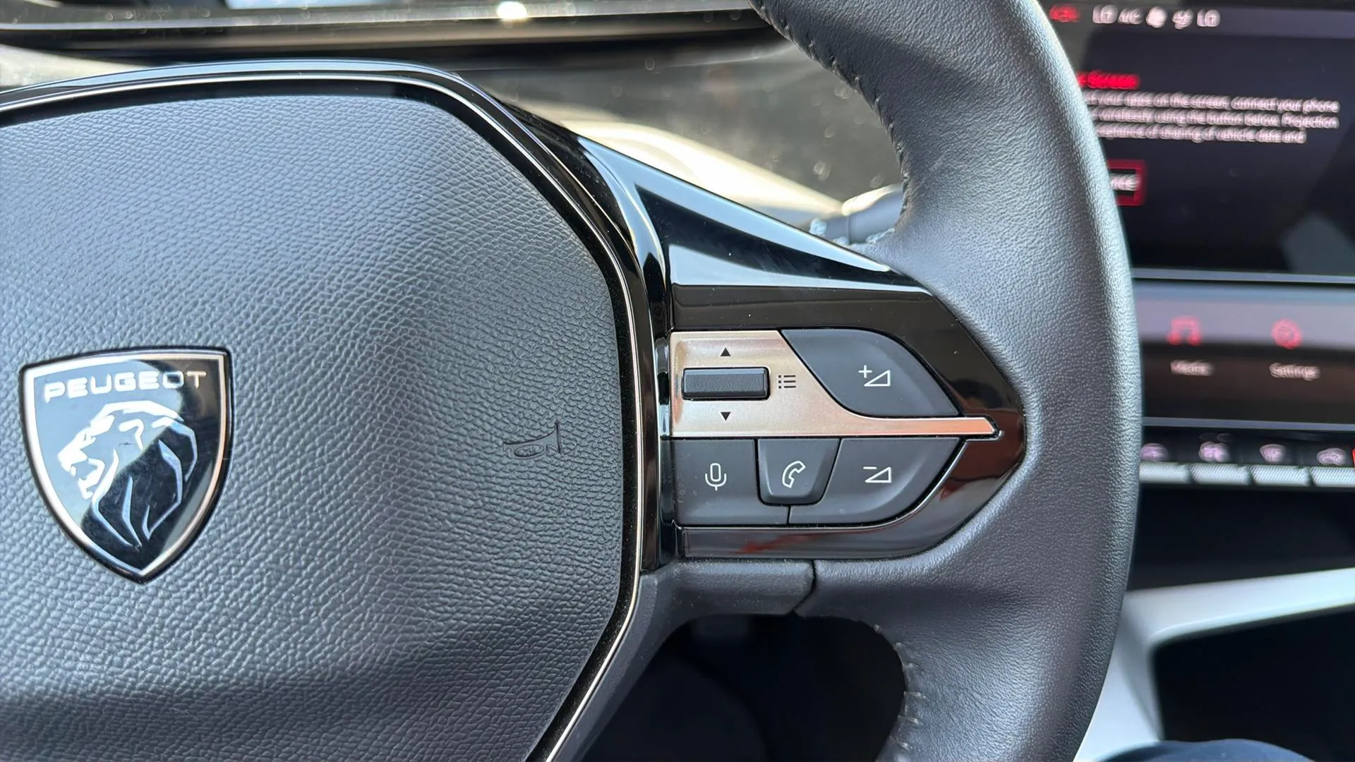 Peugeot 308 Allure PureTech 130 - foto 18