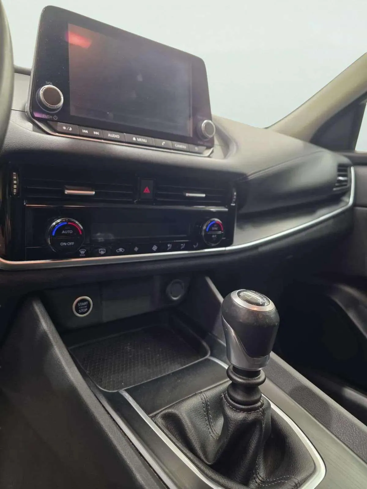 Nissan Qashqai DIG-T mHEV 4x2 Acenta - foto 15