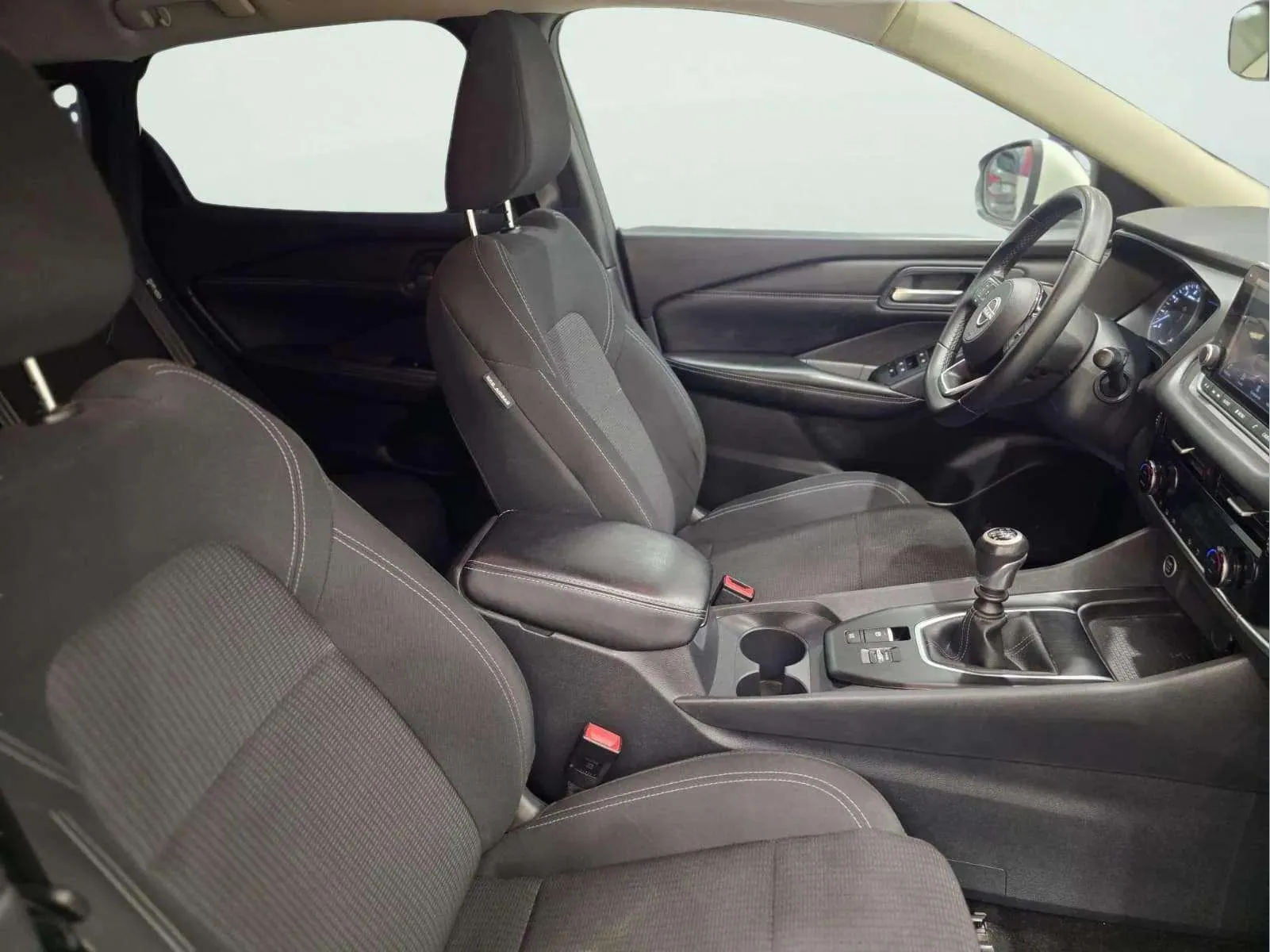 Nissan Qashqai DIG-T mHEV 4x2 Acenta - foto 13