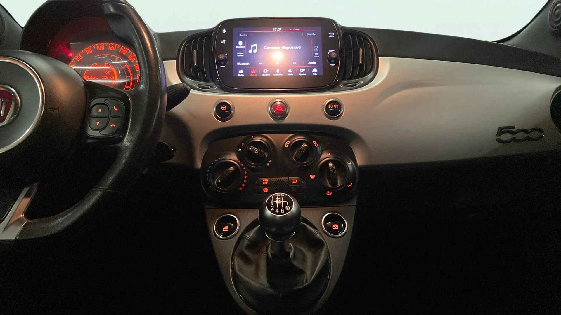 Fiat 500 Connect 1.0 Hybrid - foto 21