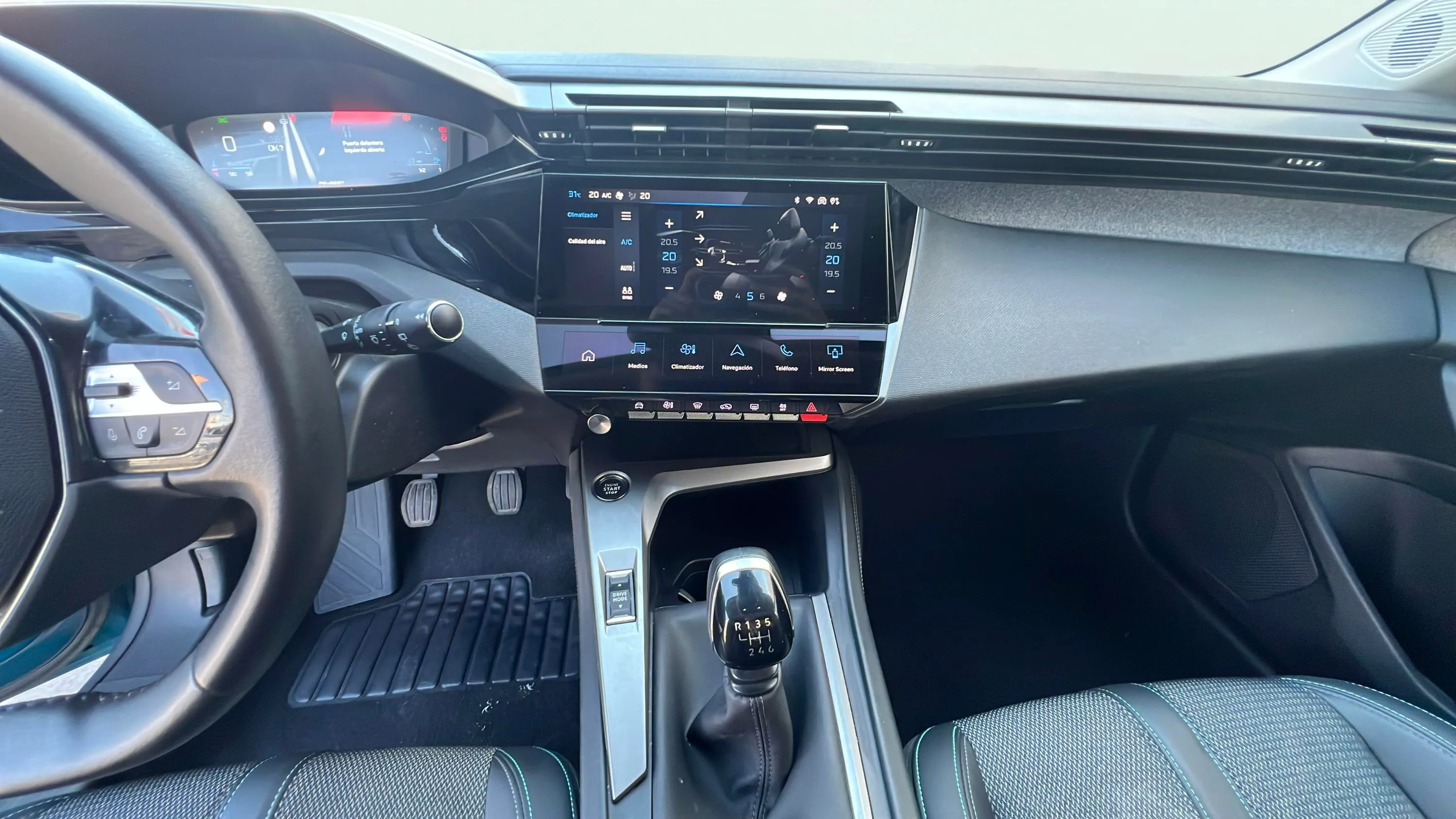 Peugeot 308 Allure PureTech 130 - foto 11