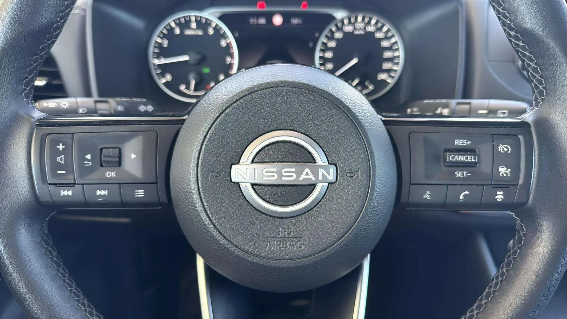 Nissan Qashqai DIG-T mHEV 4x2 Acenta - foto 13