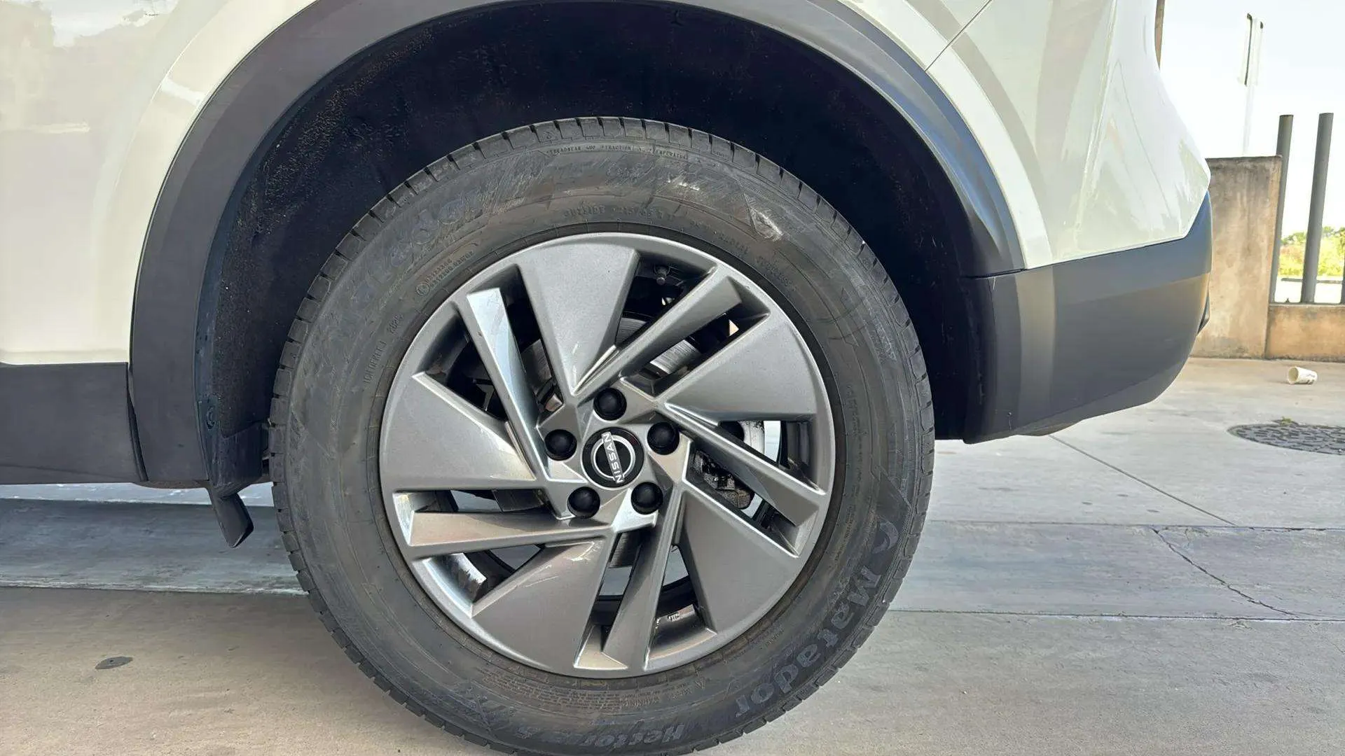 Nissan Qashqai DIG-T mHEV 4x2 Acenta - foto 9