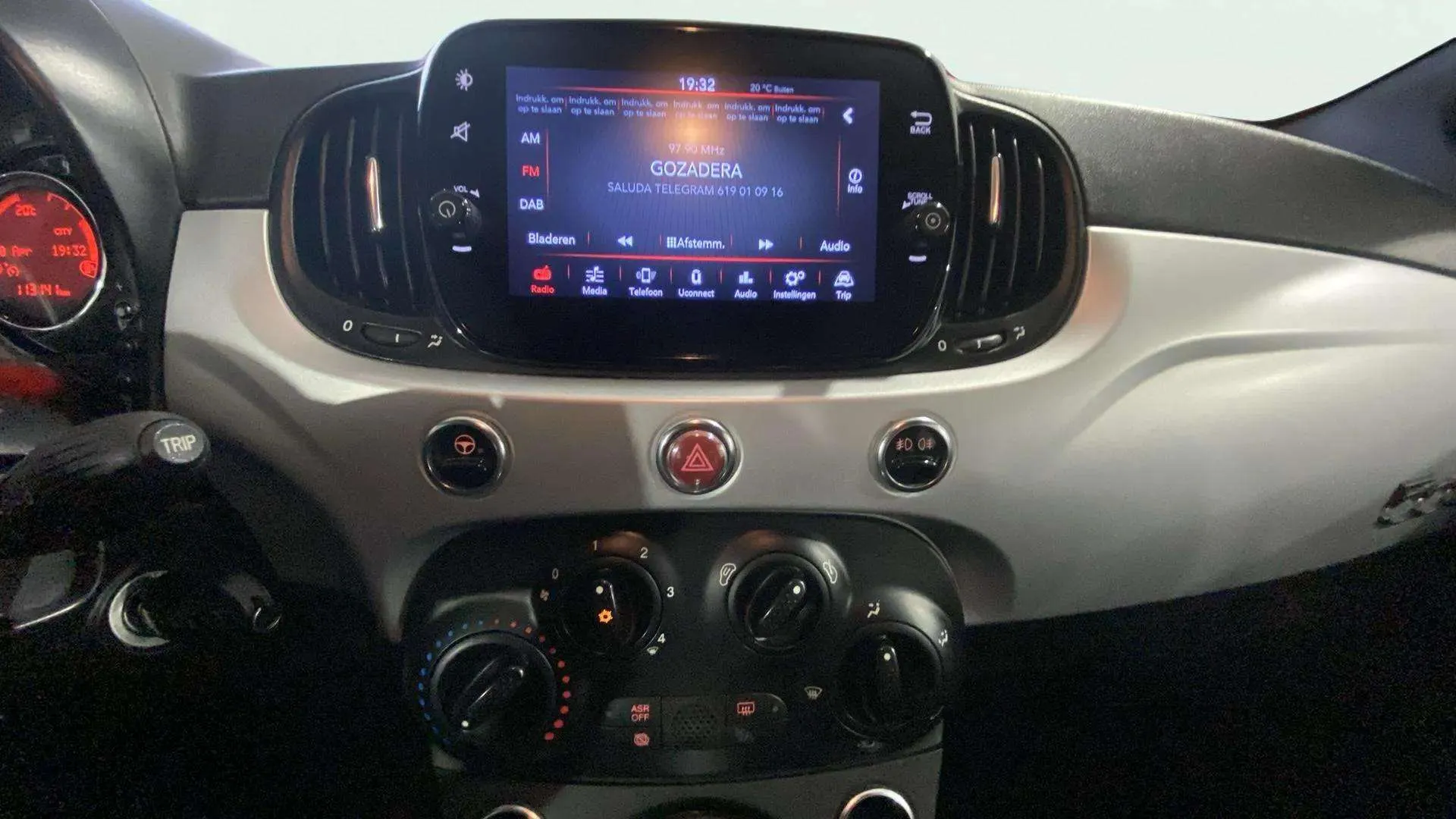 Fiat 500 Connect 1.0 Hybrid - foto 10
