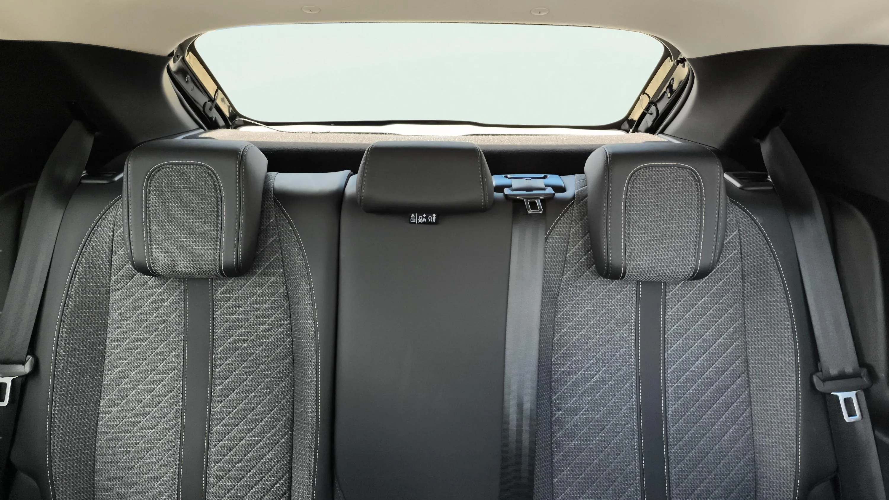 Peugeot 208 Allure Gasolina 100 - foto 15