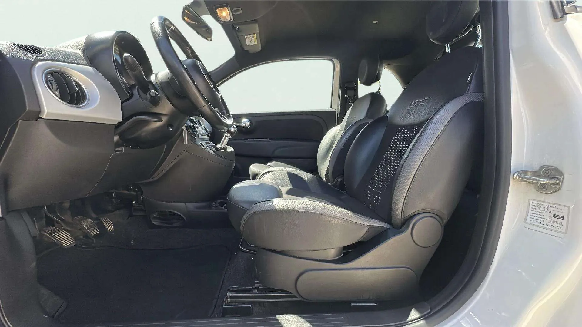 Fiat 500 Club 1.0 Hybrid - foto 31