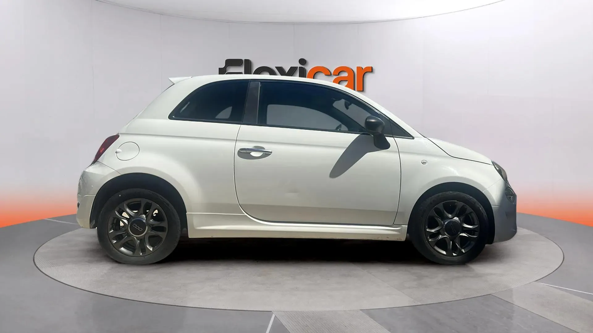 Fiat 500 Club 1.0 Hybrid - foto 22