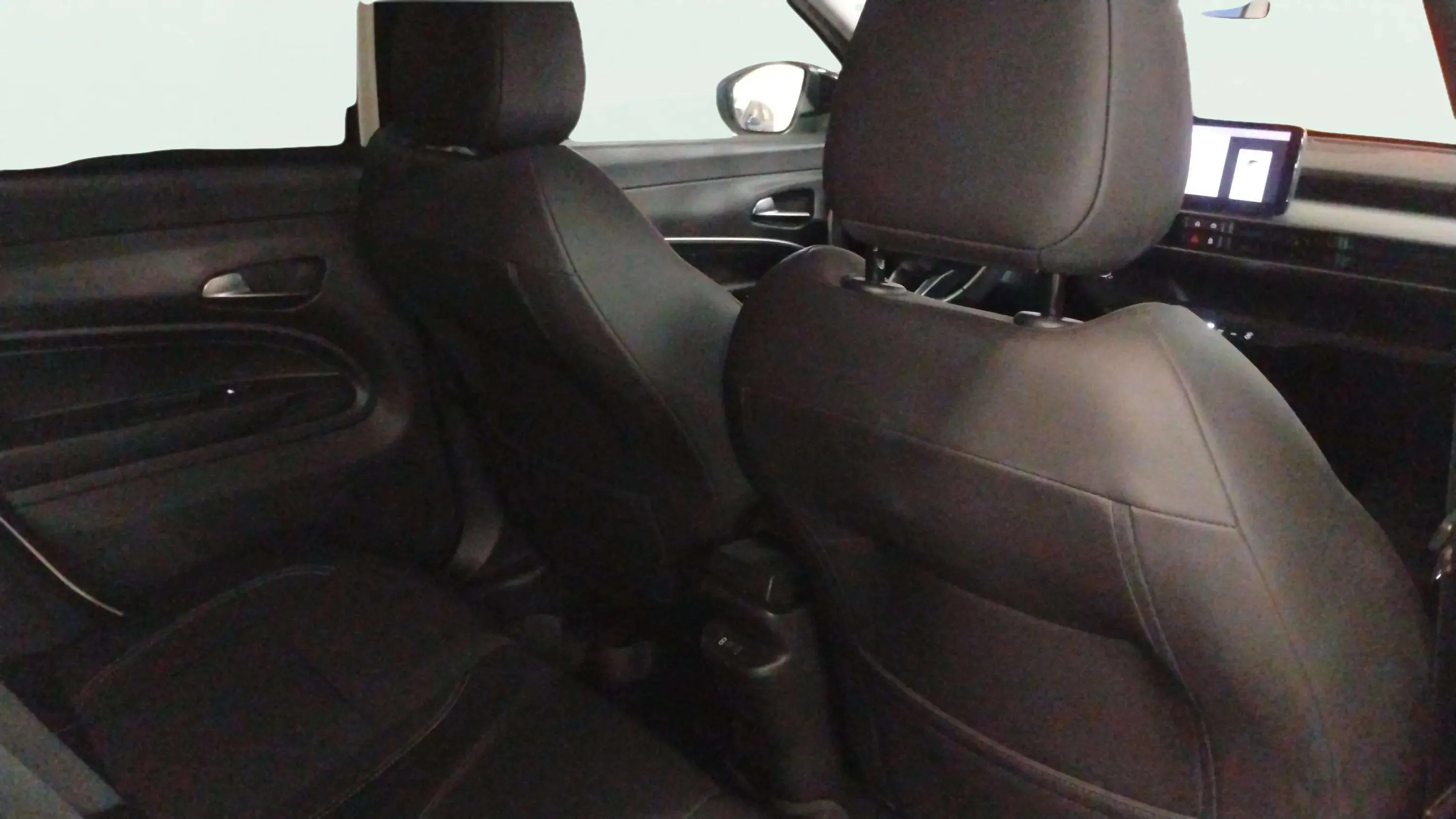 Jeep Avenger 1.2 G 1st Edition - foto 14