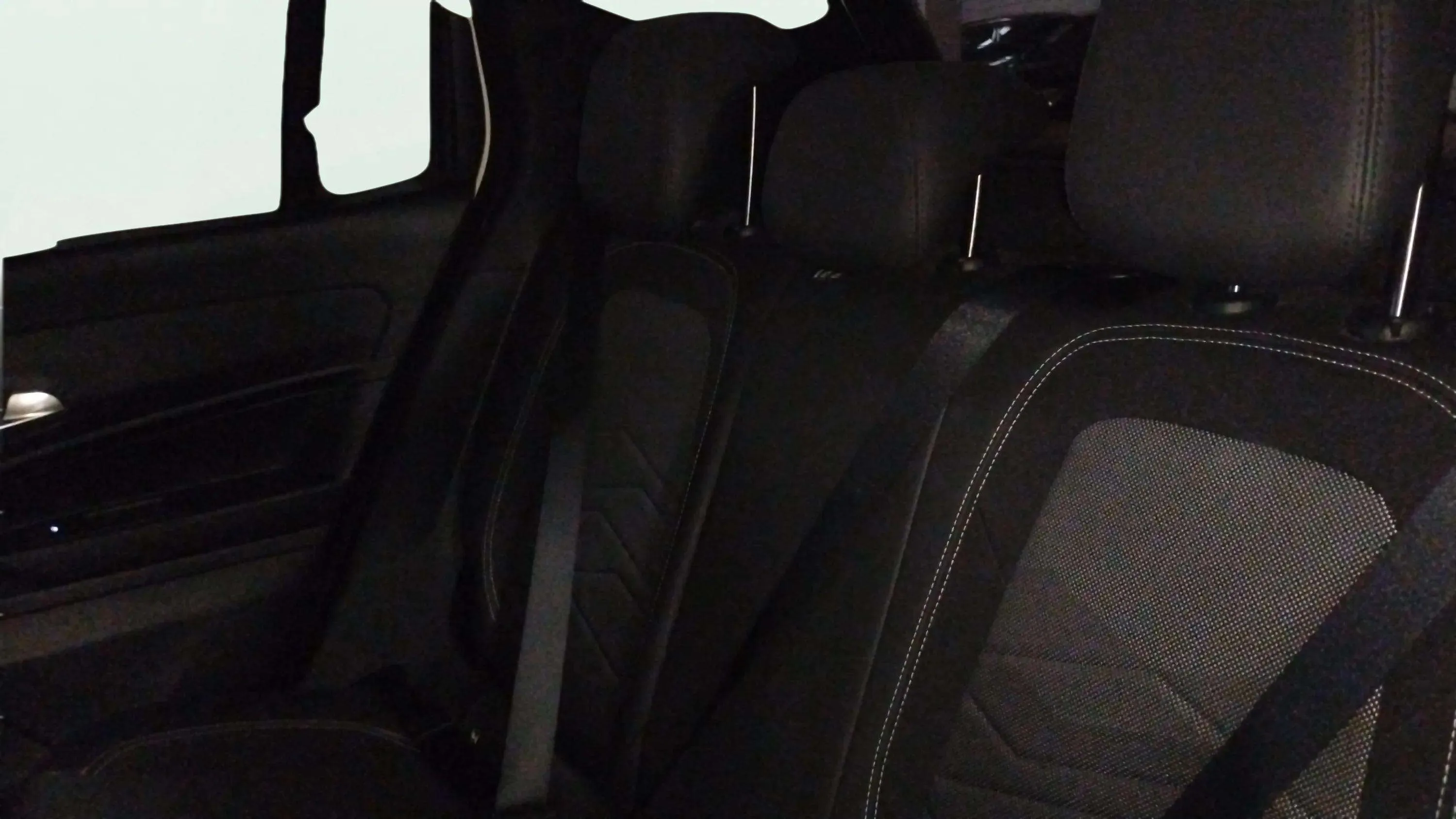 Jeep Avenger 1.2 G 1st Edition - foto 13