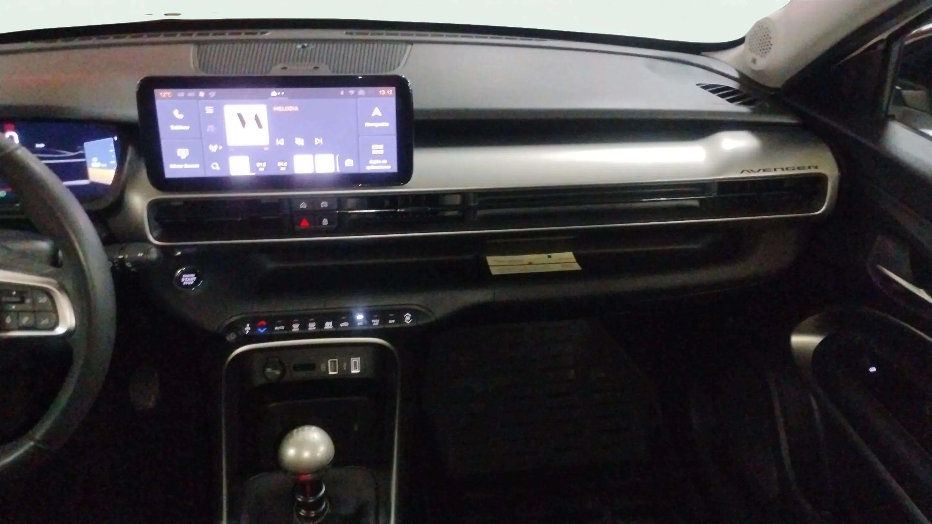 Jeep Avenger 1.2 G 1st Edition - foto 18