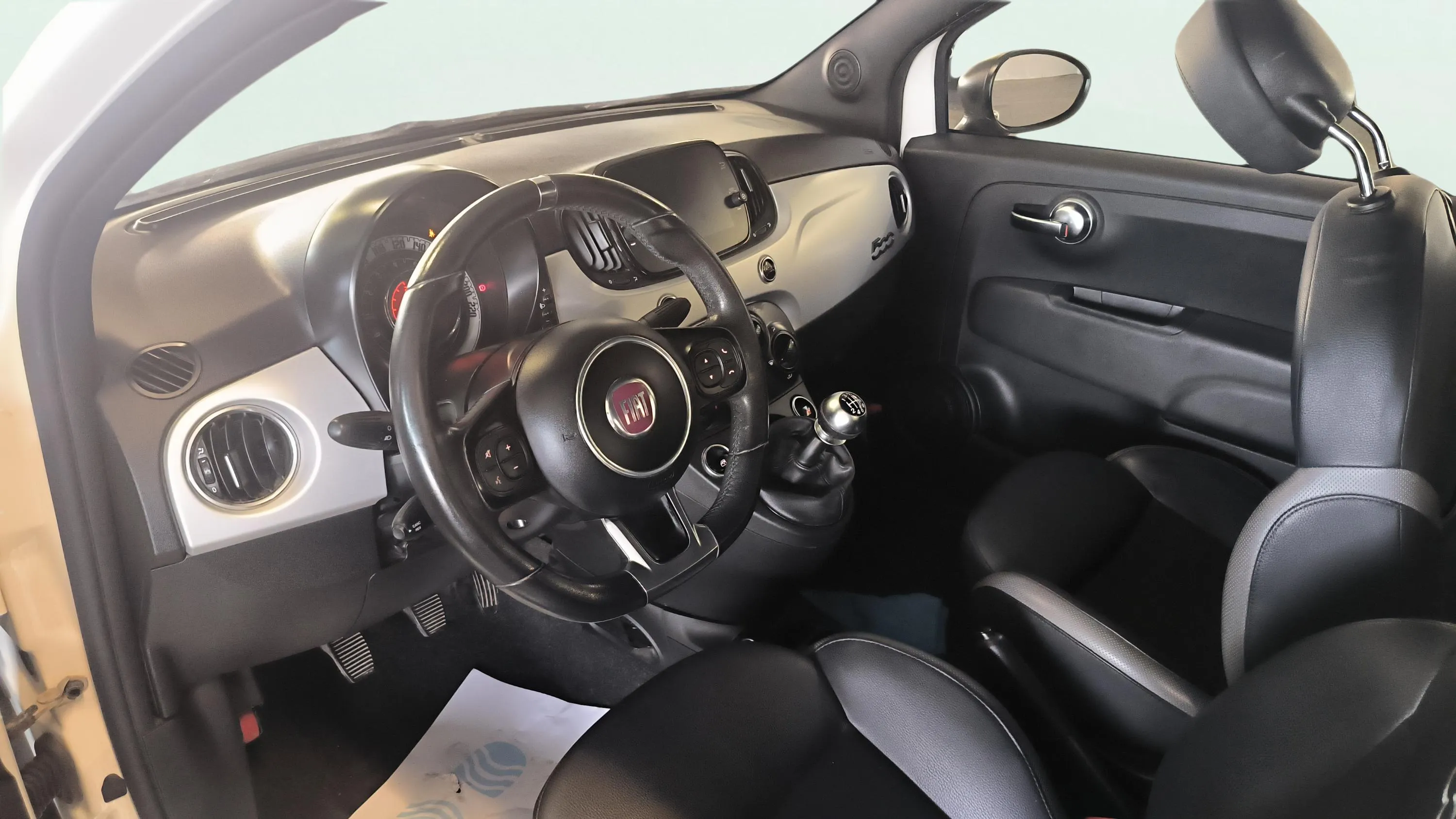 Fiat 500 Connect 1.0 Hybrid - foto 9