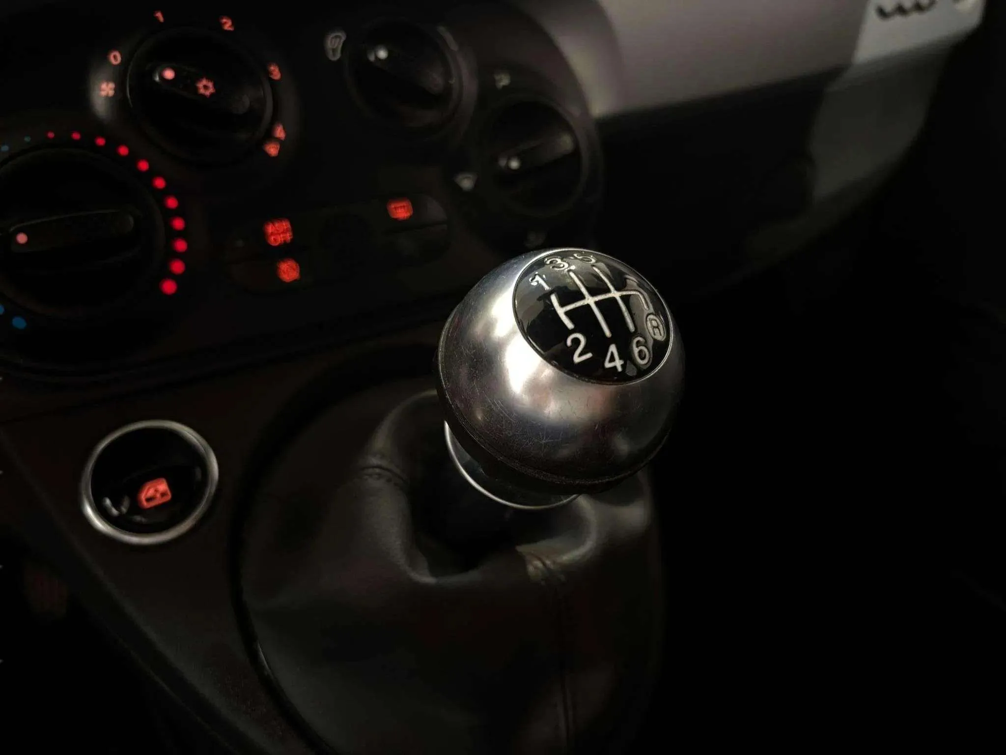 Fiat 500 Sport 1.0 Hybrid - foto 11