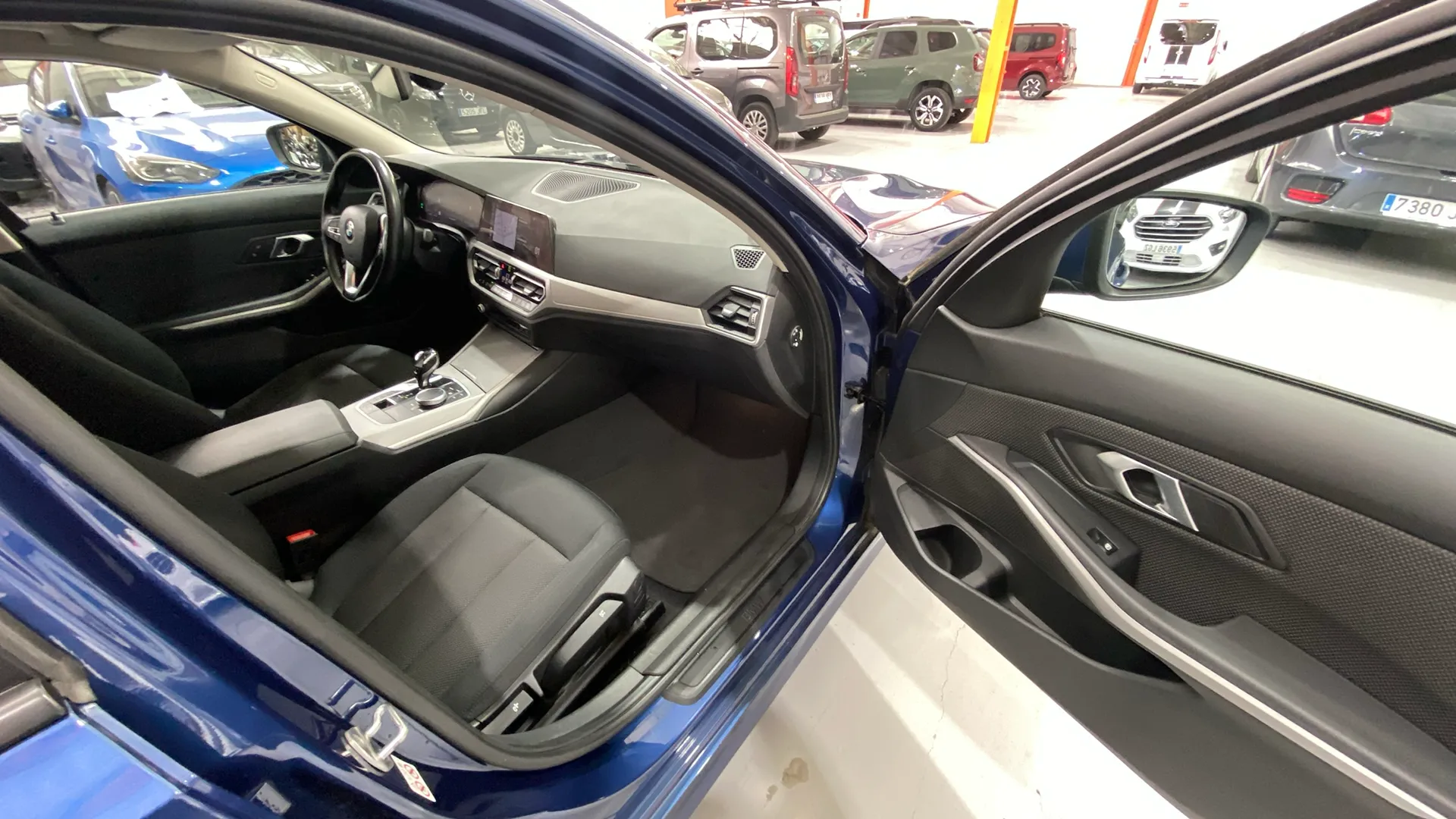 BMW Serie 3 320d .Touring - foto 16