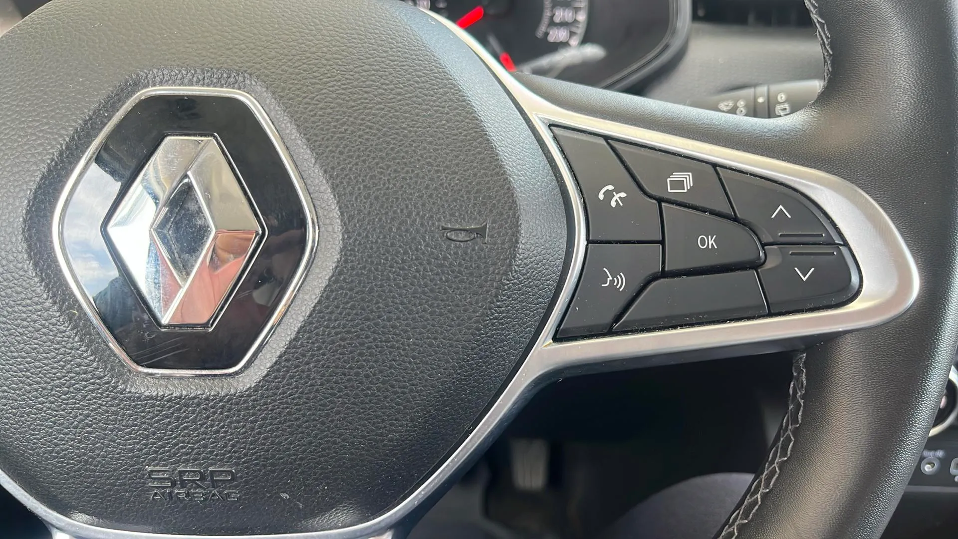 Renault Clio Business TCe - foto 12